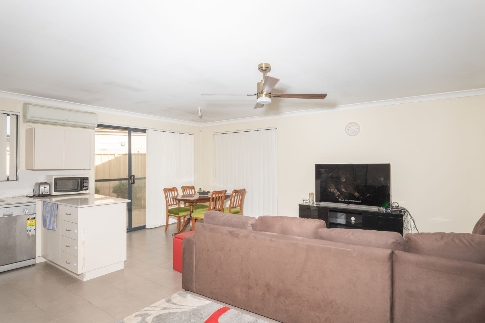 2/280 Lord Street, Perth, WA, 6000, Southern River - Thumbnail 3