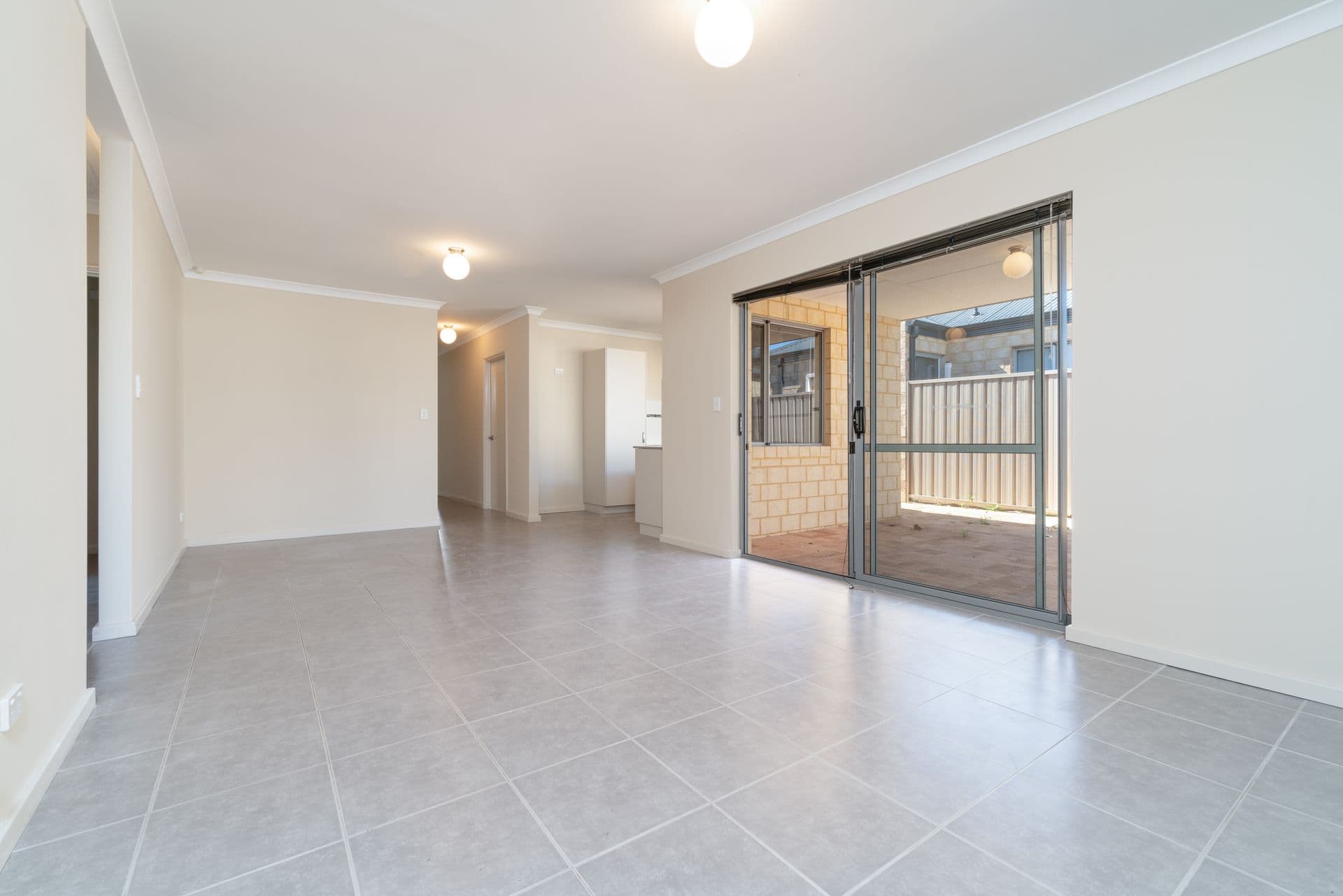 4/201 Boardman Road, Canning Vale, WA, 6155, Canning Vale - Thumbnail 3