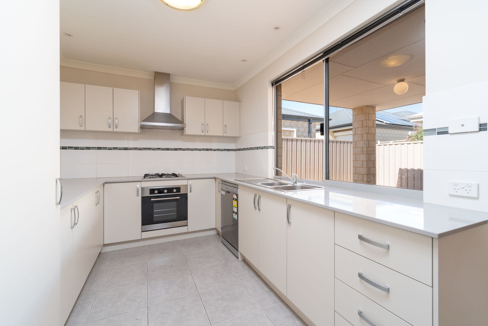 4/201 Boardman Road, Canning Vale, WA, 6155, Canning Vale - Thumbnail 5