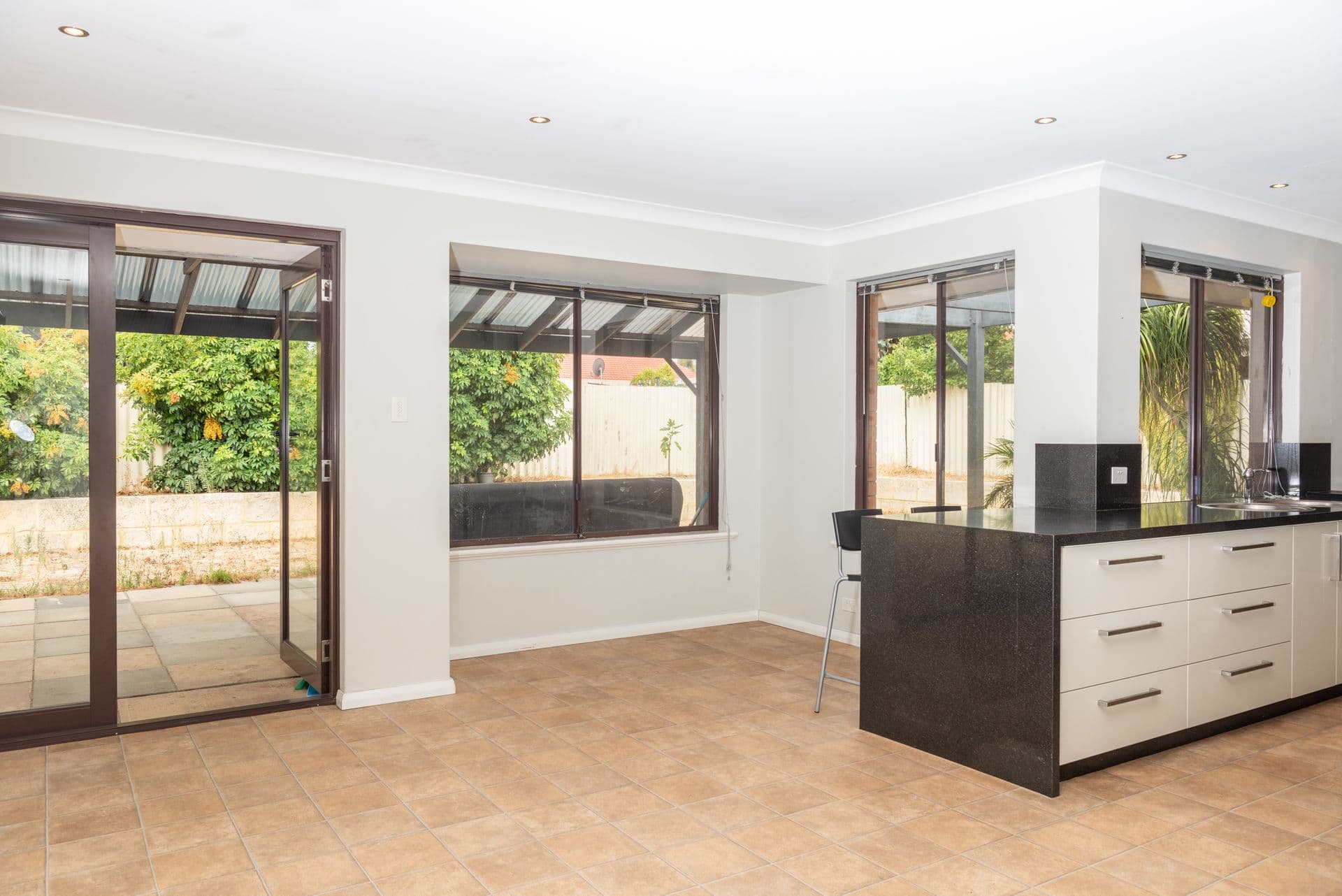 2/280 Lord Street, Perth, WA, 6000, Wanneroo - Thumbnail 4