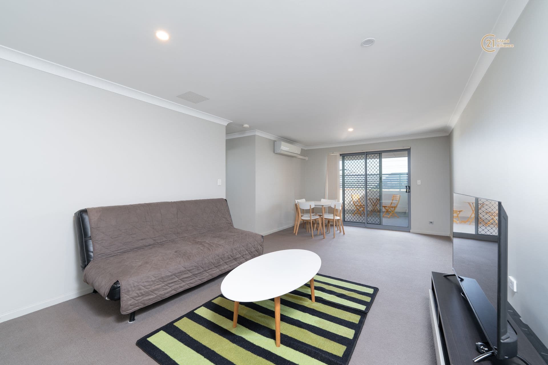 8/329 Sevenoaks Street, Cannington, WA, 6107, Cannington - Thumbnail 2