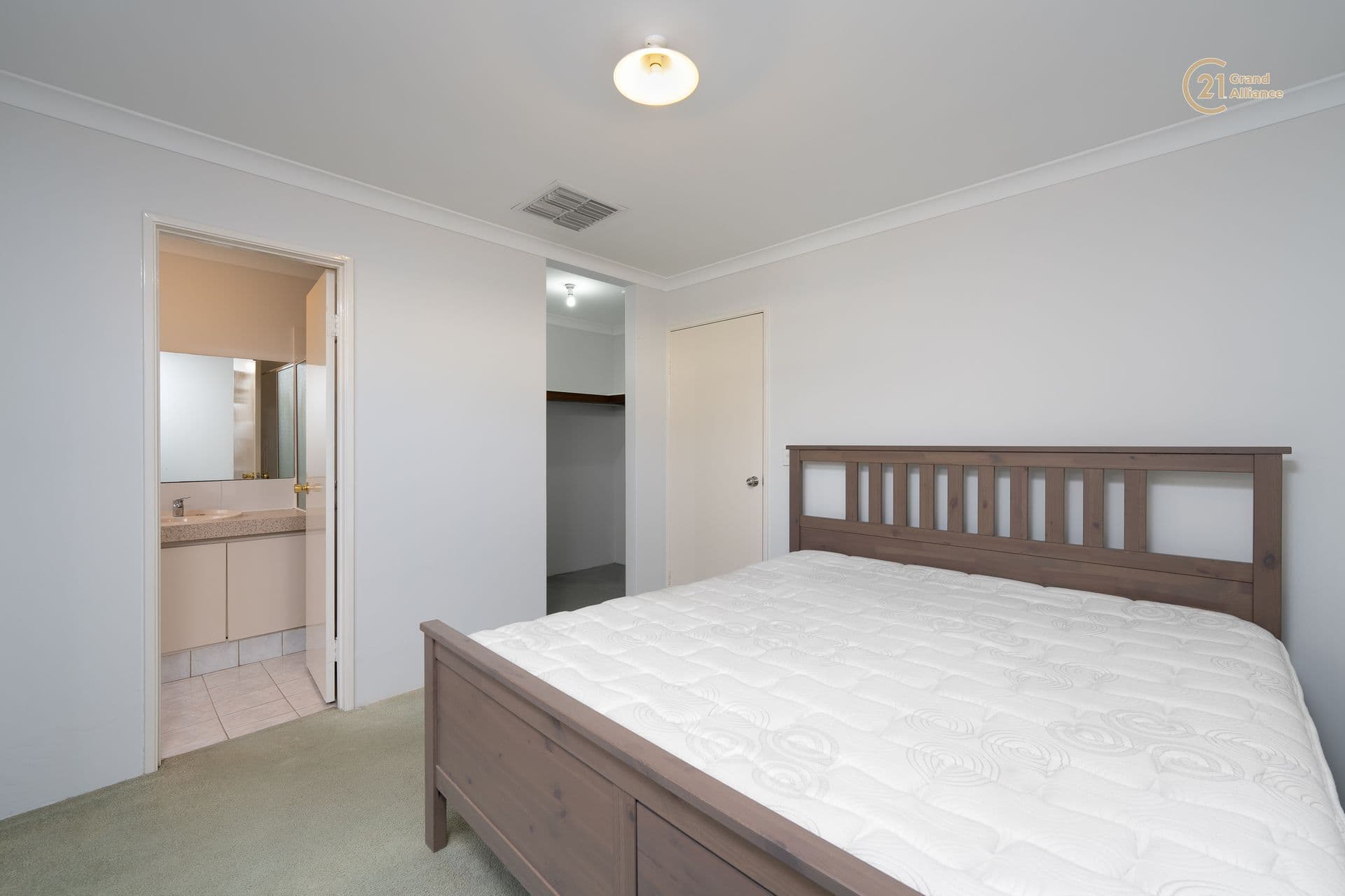 1/21 James Street, Cannington, WA, 6107, Cannington - Thumbnail 8
