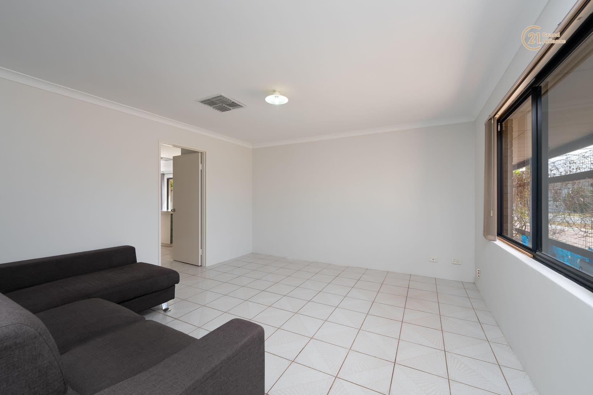 1/21 James Street, Cannington, WA, 6107, Cannington - Thumbnail 7