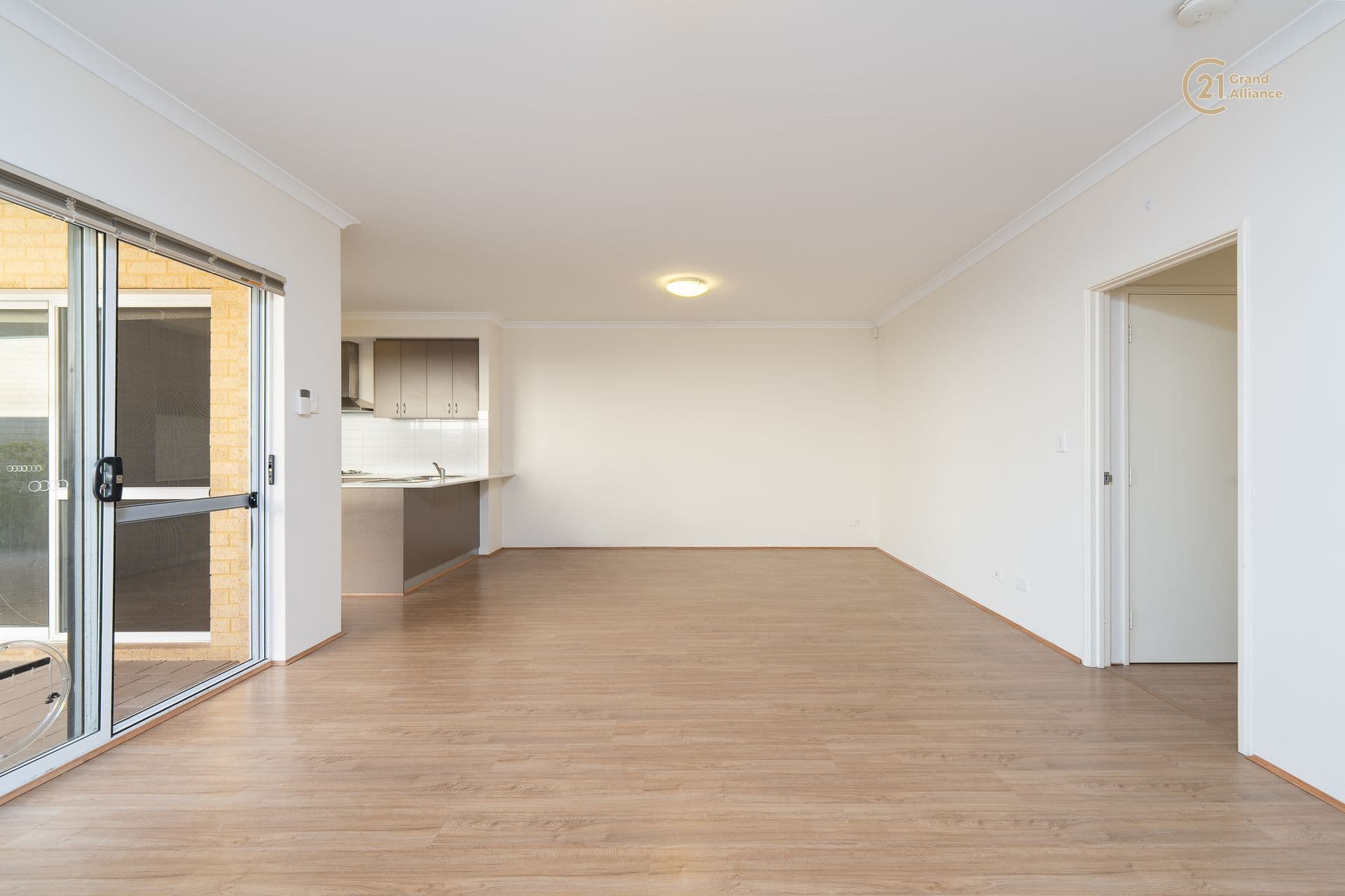 2/280 Lord Street, Perth, WA, 6000, Darch - Thumbnail 4