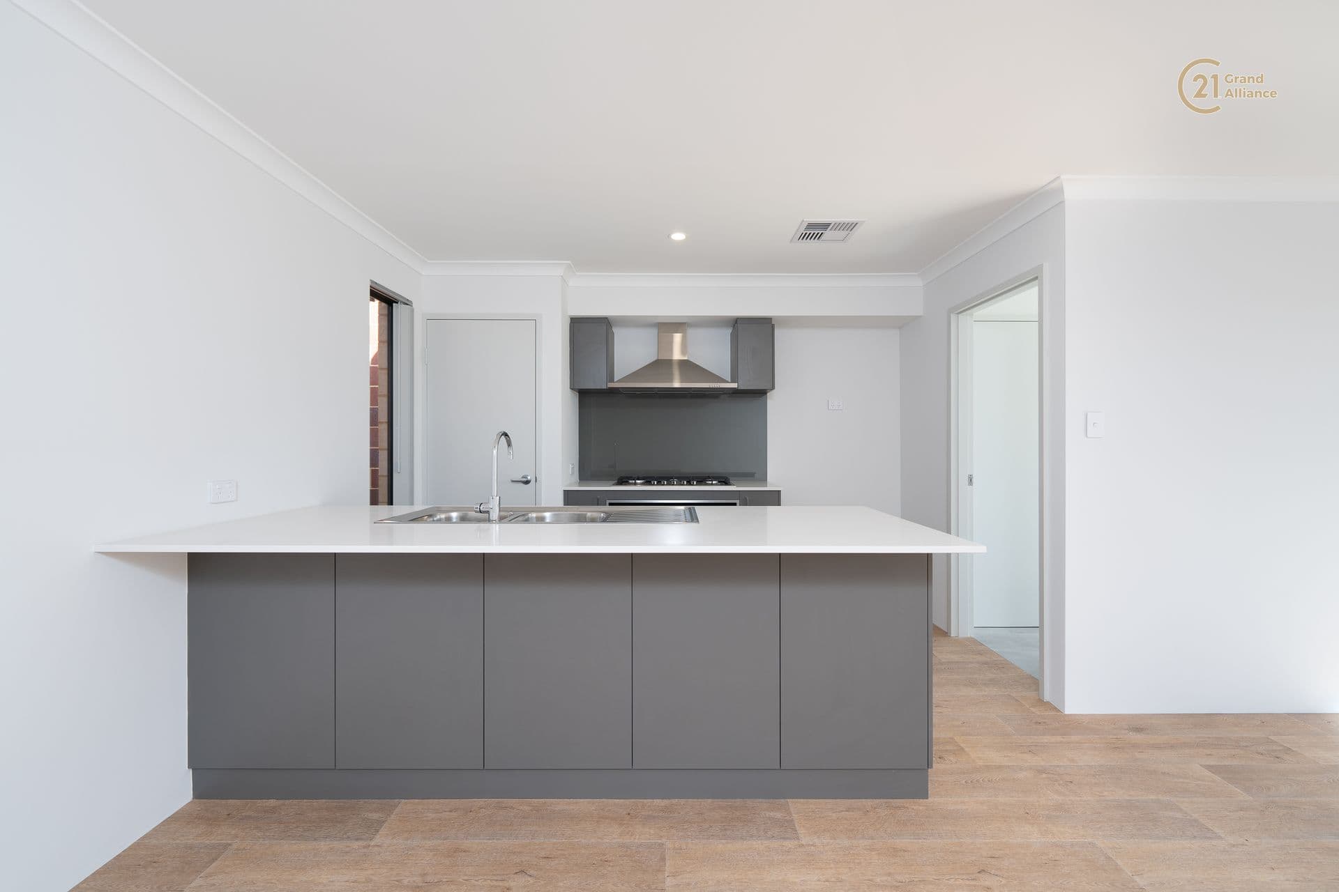 2/280 Lord Street, Perth, WA, 6000, Treeby - Thumbnail 4