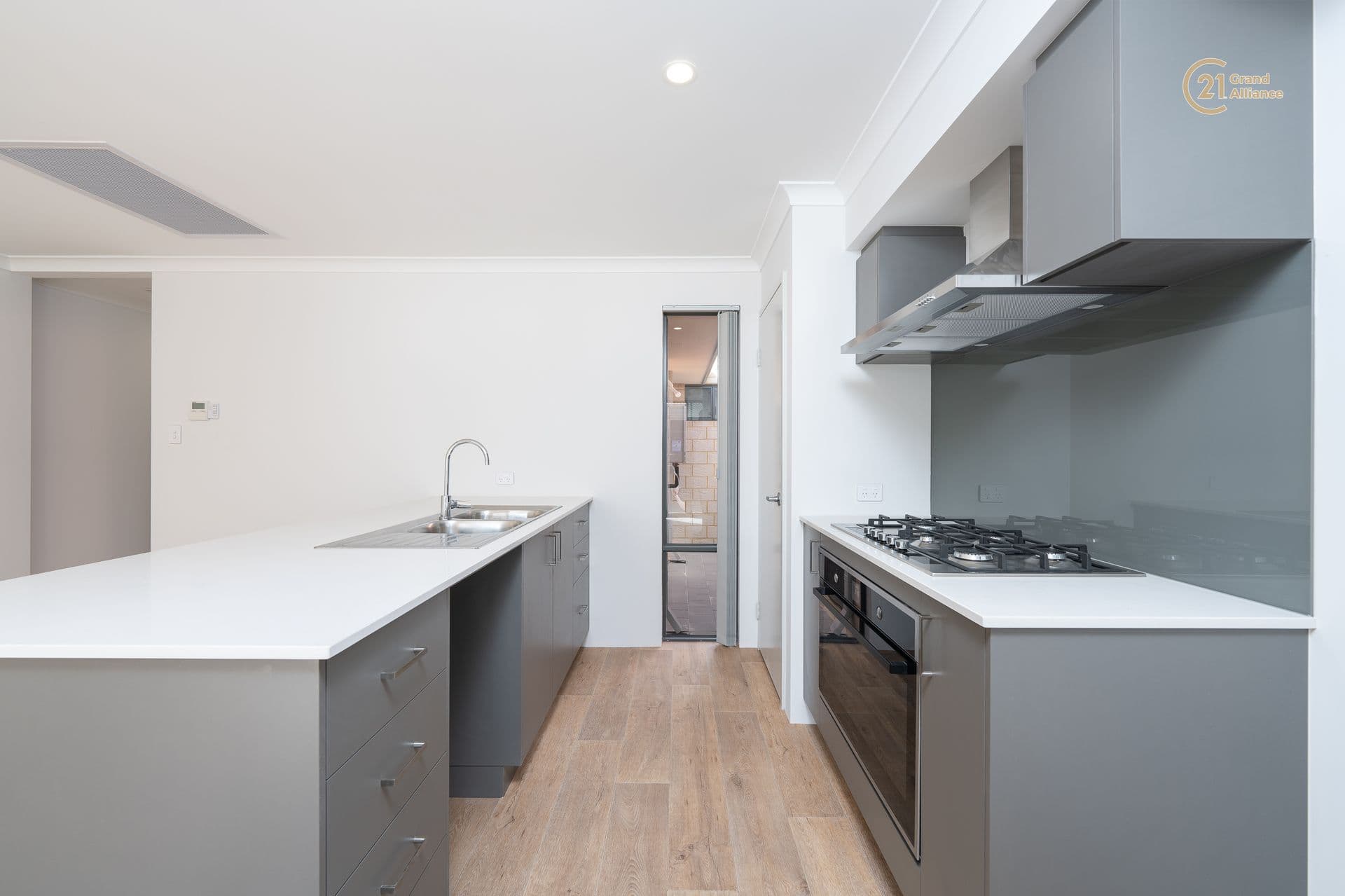 2/280 Lord Street, Perth, WA, 6000, Treeby - Thumbnail 5