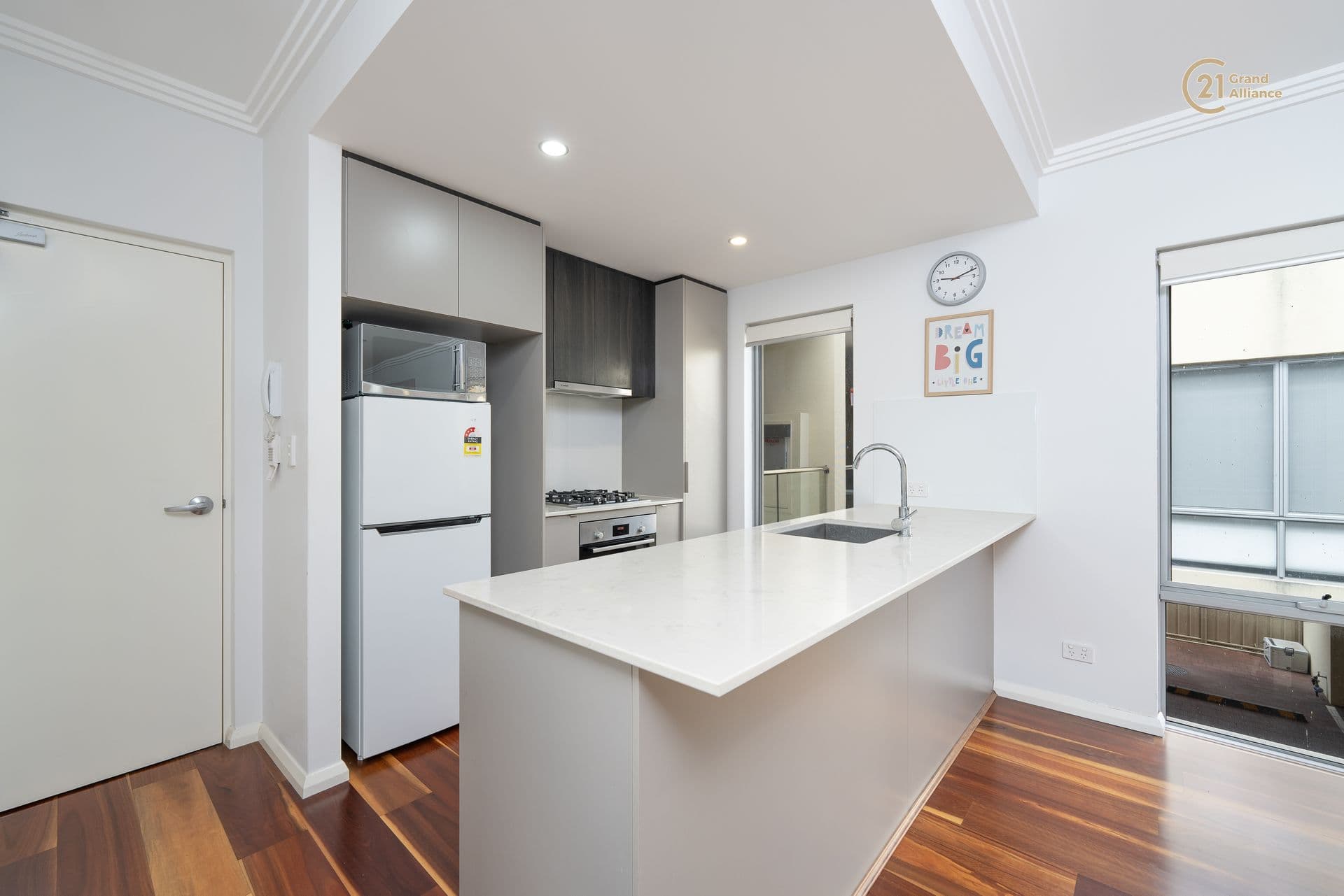 9/3 Oak Street, Cannington, WA, 6107, Cannington - Thumbnail 4