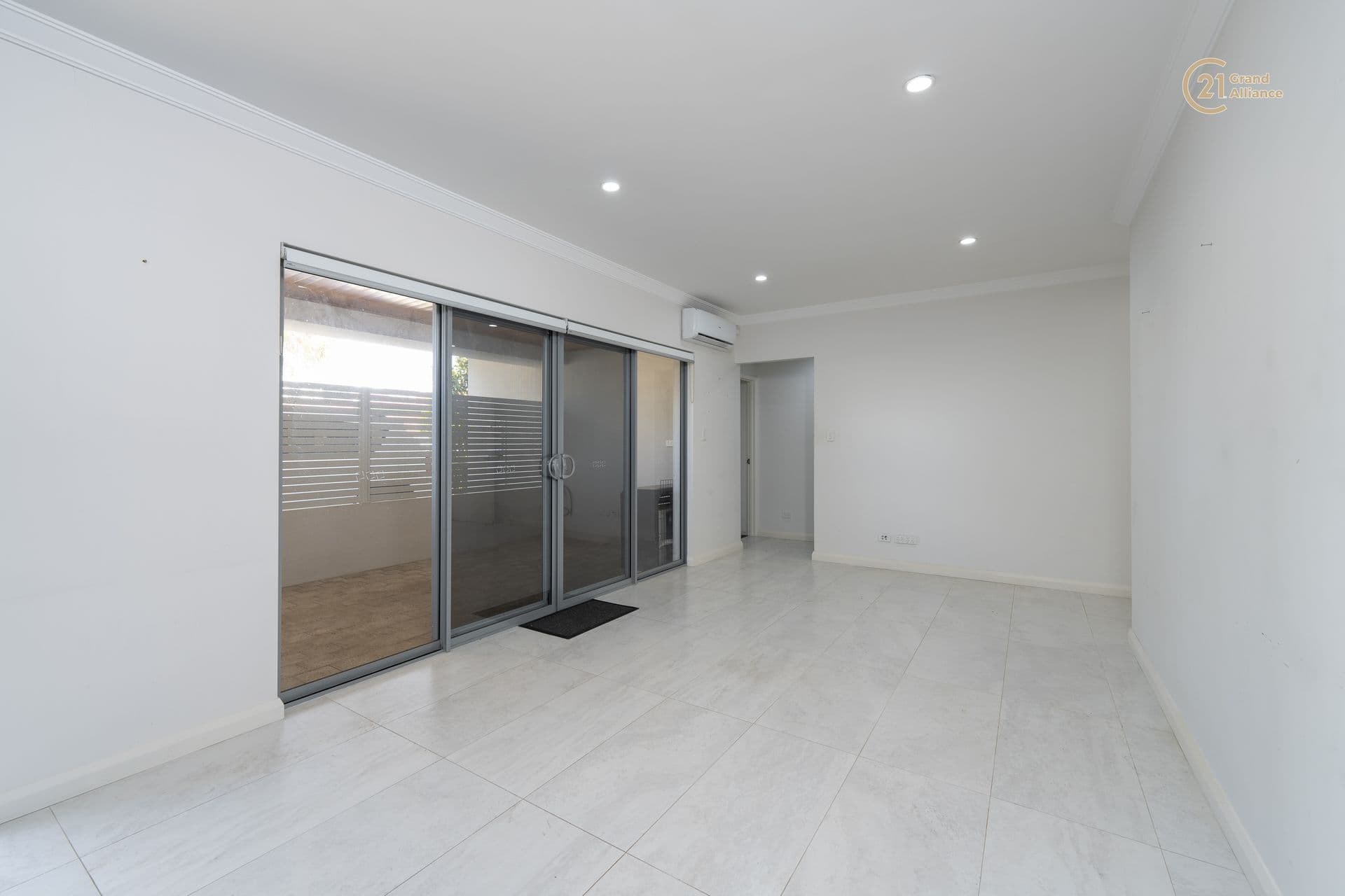 1/45 Collins Street, Yokine, WA, 6060, Yokine - Thumbnail 3