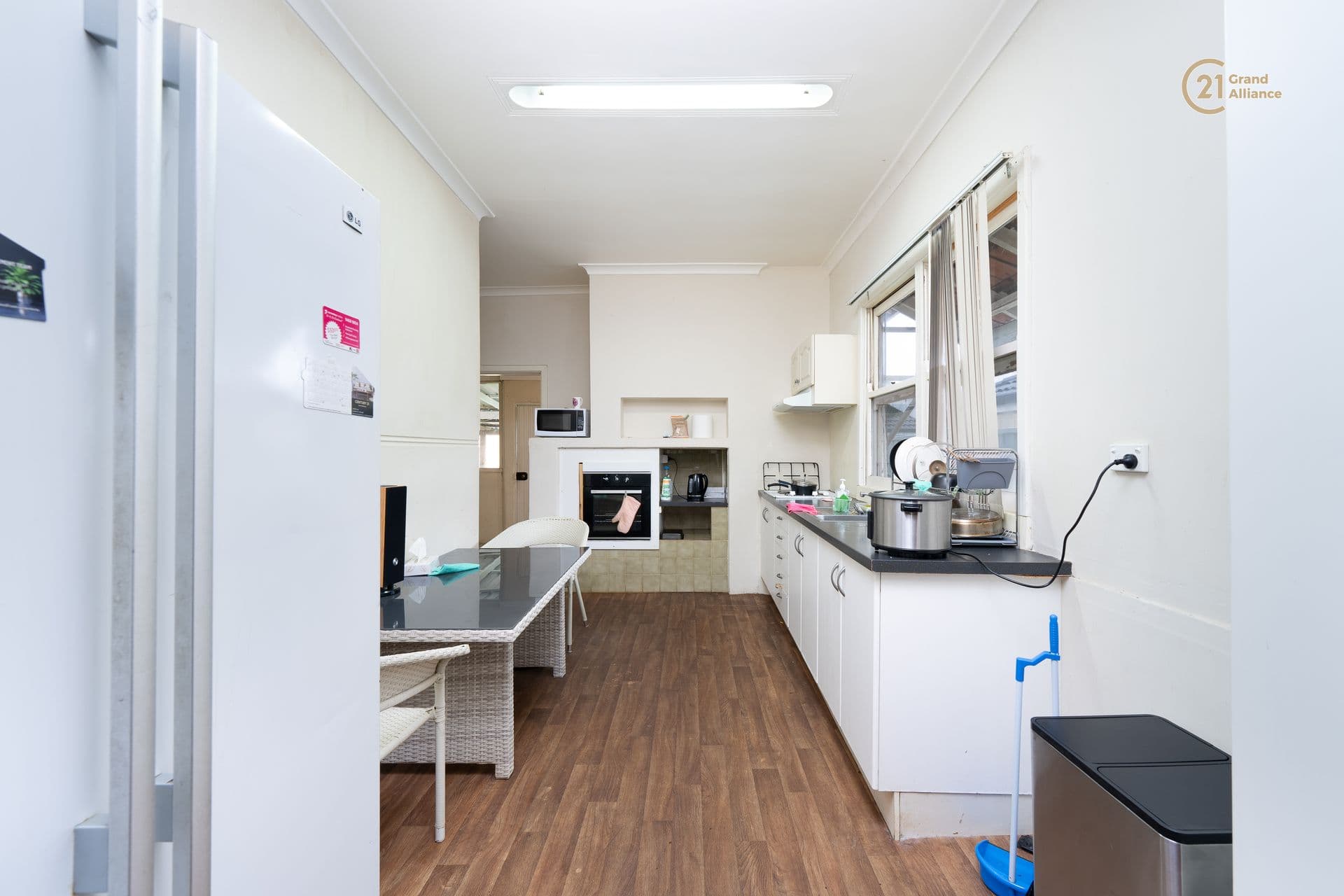 2/280 Lord Street, Perth, WA, 6000, Armadale - Thumbnail 4
