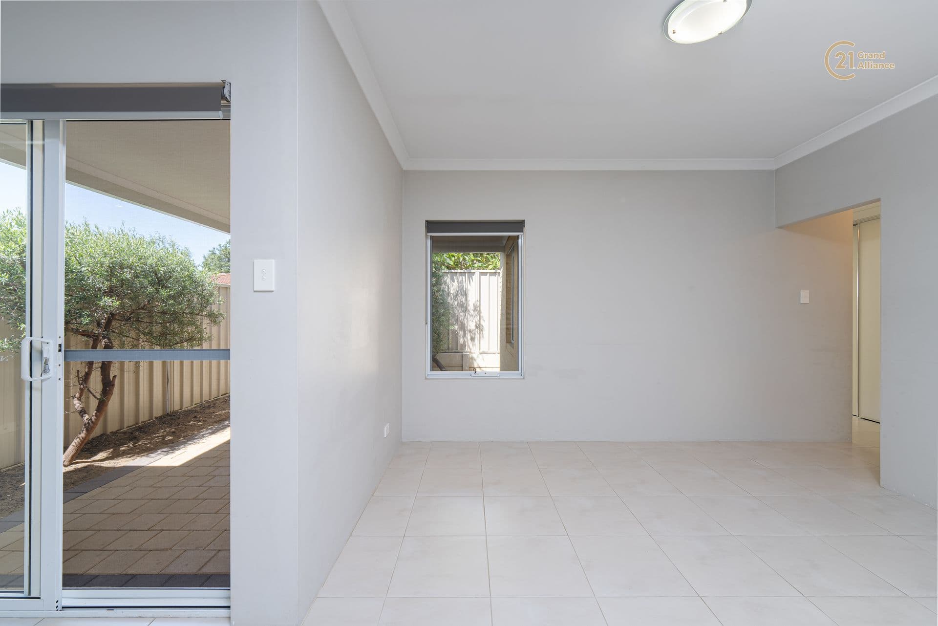 2/280 Lord Street, Perth, WA, 6000, Spearwood - Thumbnail 6