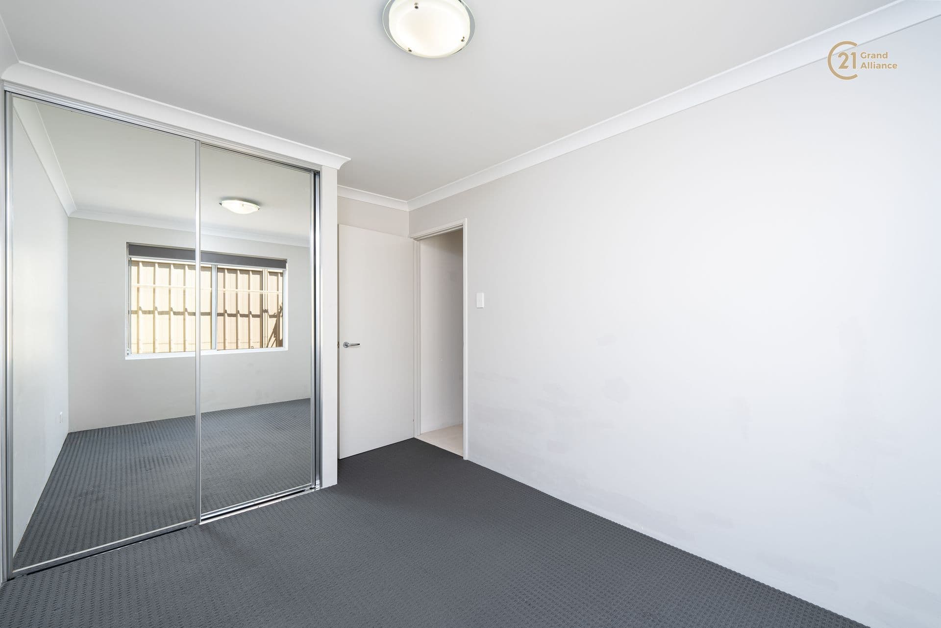 2/280 Lord Street, Perth, WA, 6000, Spearwood - Thumbnail 8