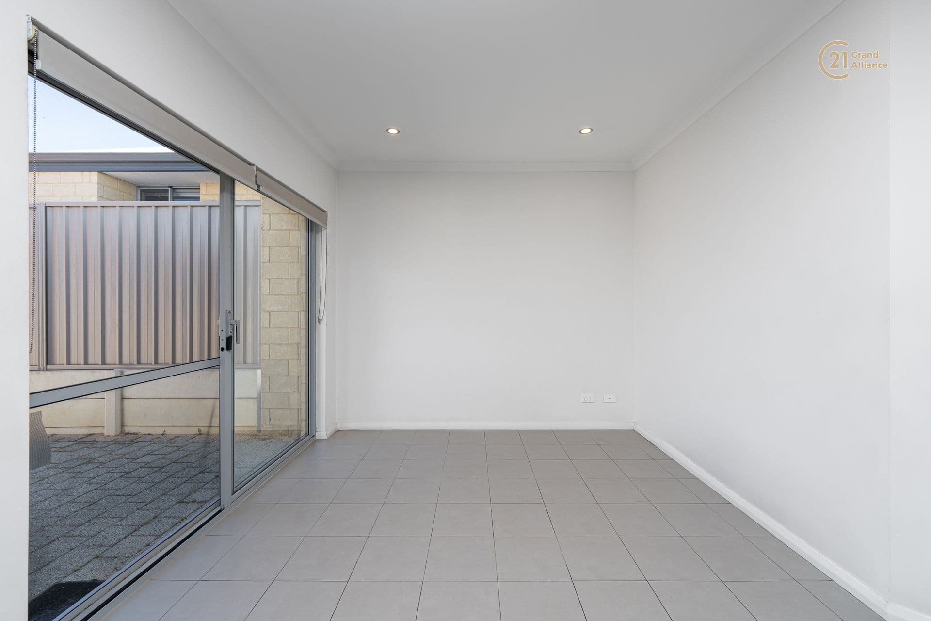 2/280 Lord Street, Perth, WA, 6000, Spearwood - Thumbnail 6