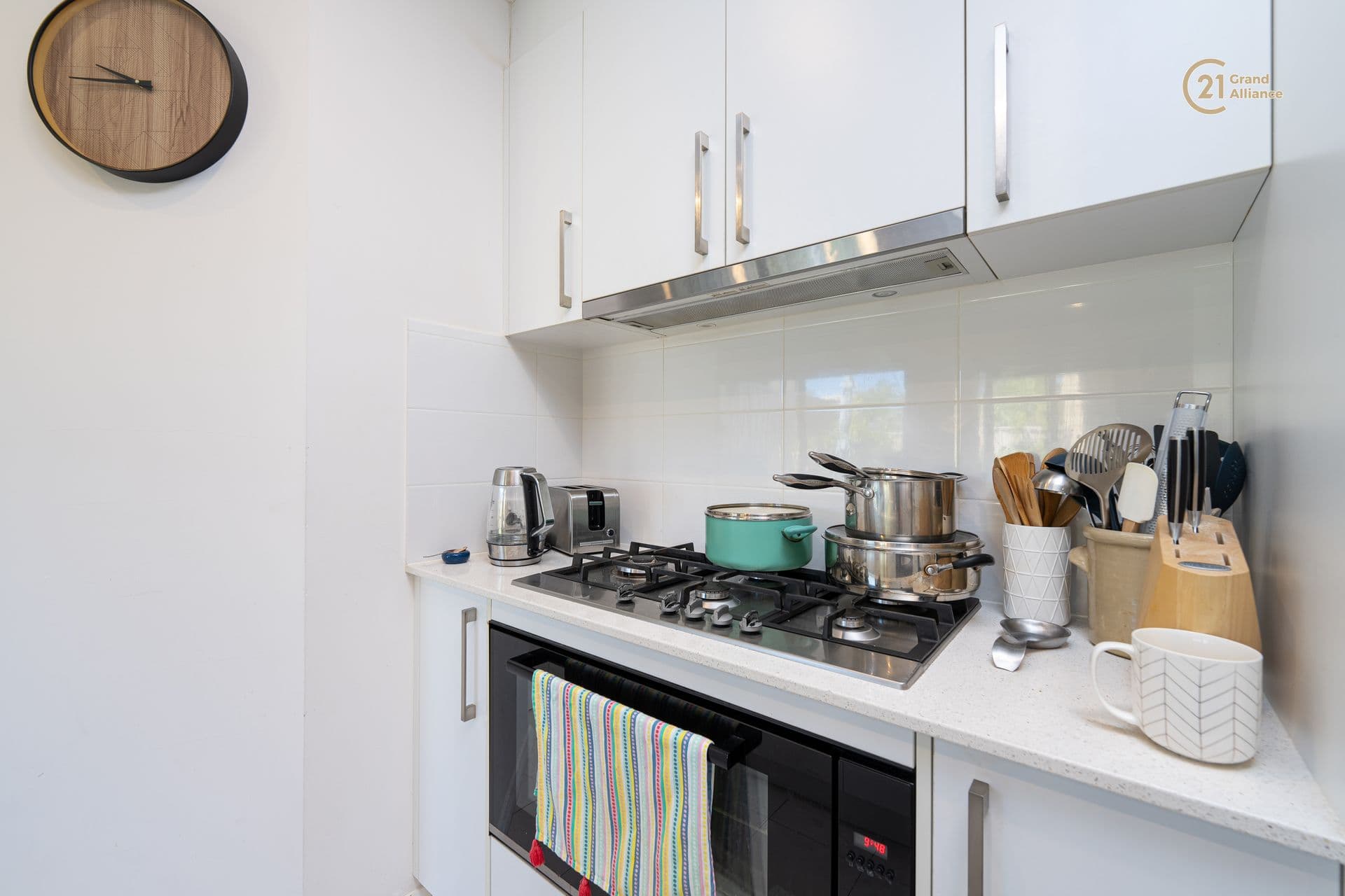 2/280 Lord Street, Perth, WA, 6000, Spearwood - Thumbnail 5