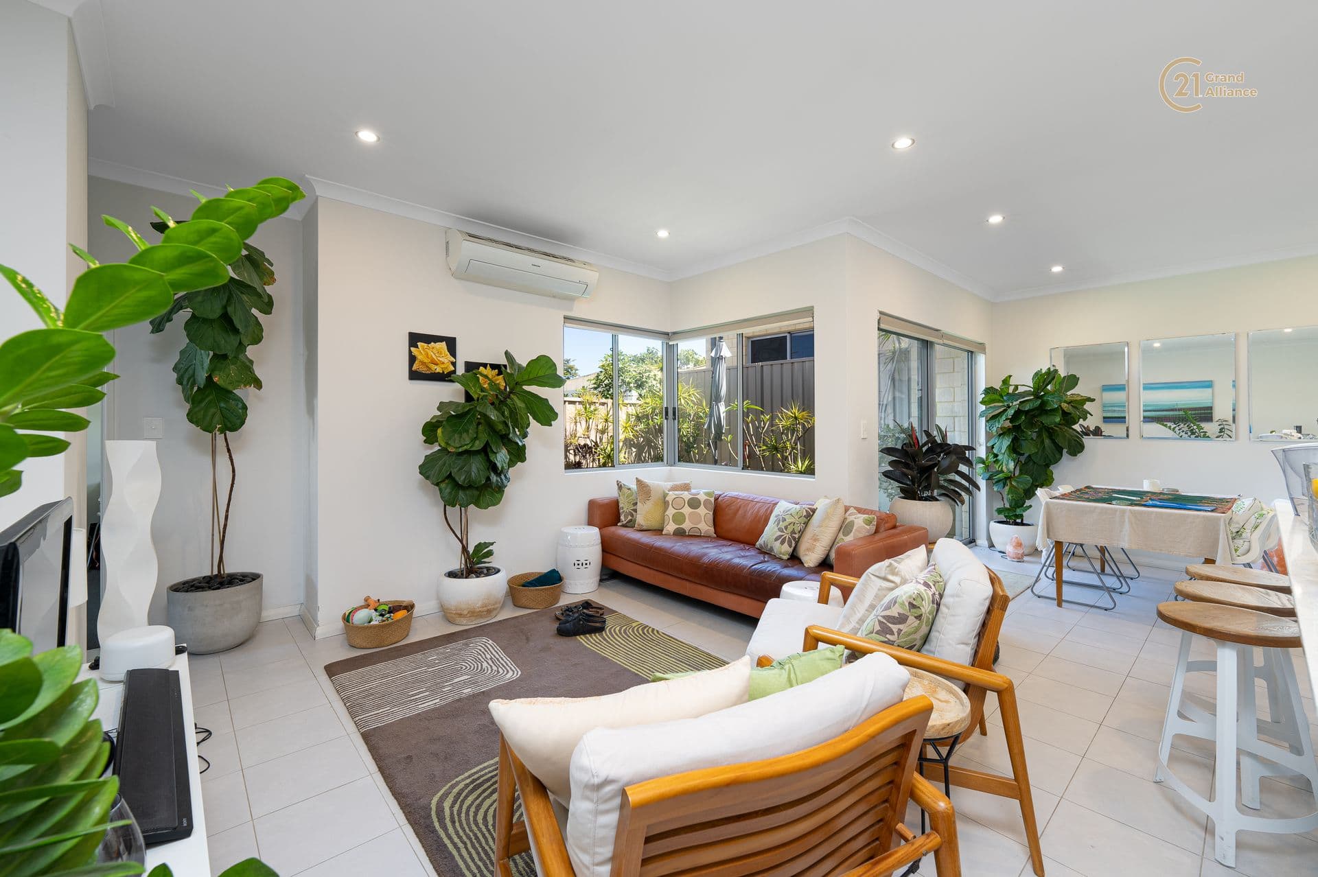 2/280 Lord Street, Perth, WA, 6000, Spearwood - Image 1