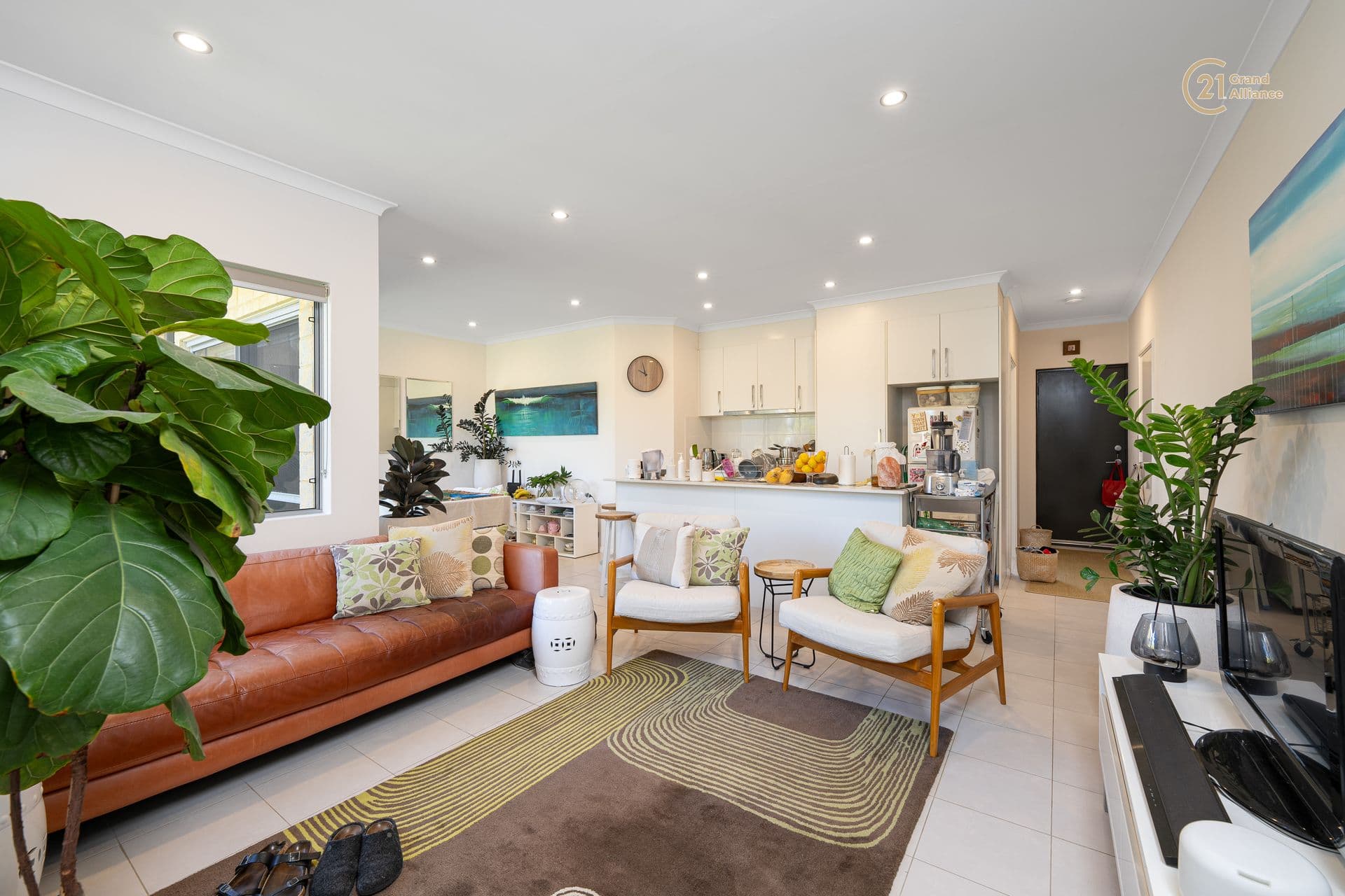 2/280 Lord Street, Perth, WA, 6000, Spearwood - Thumbnail 2