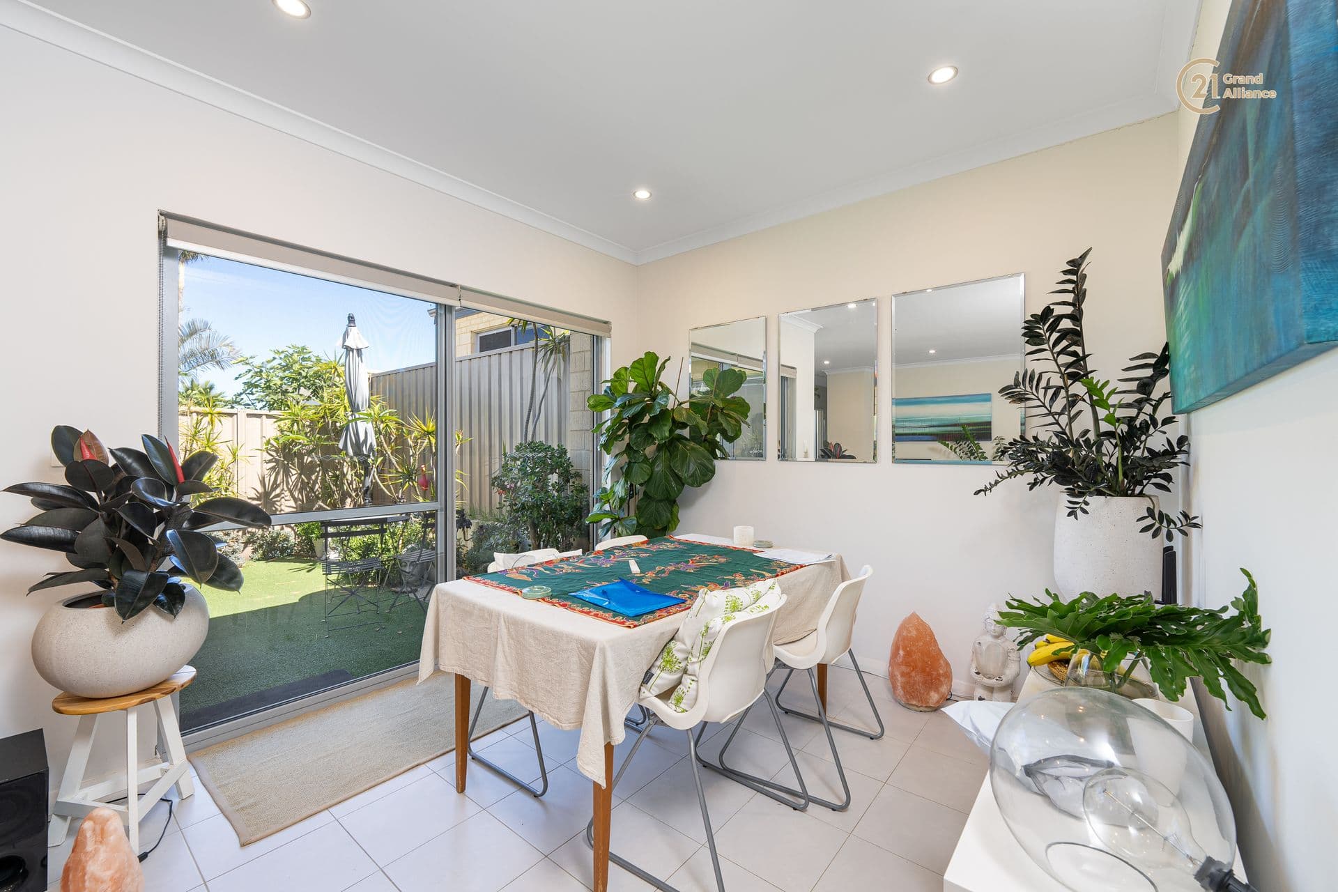 2/280 Lord Street, Perth, WA, 6000, Spearwood - Thumbnail 8