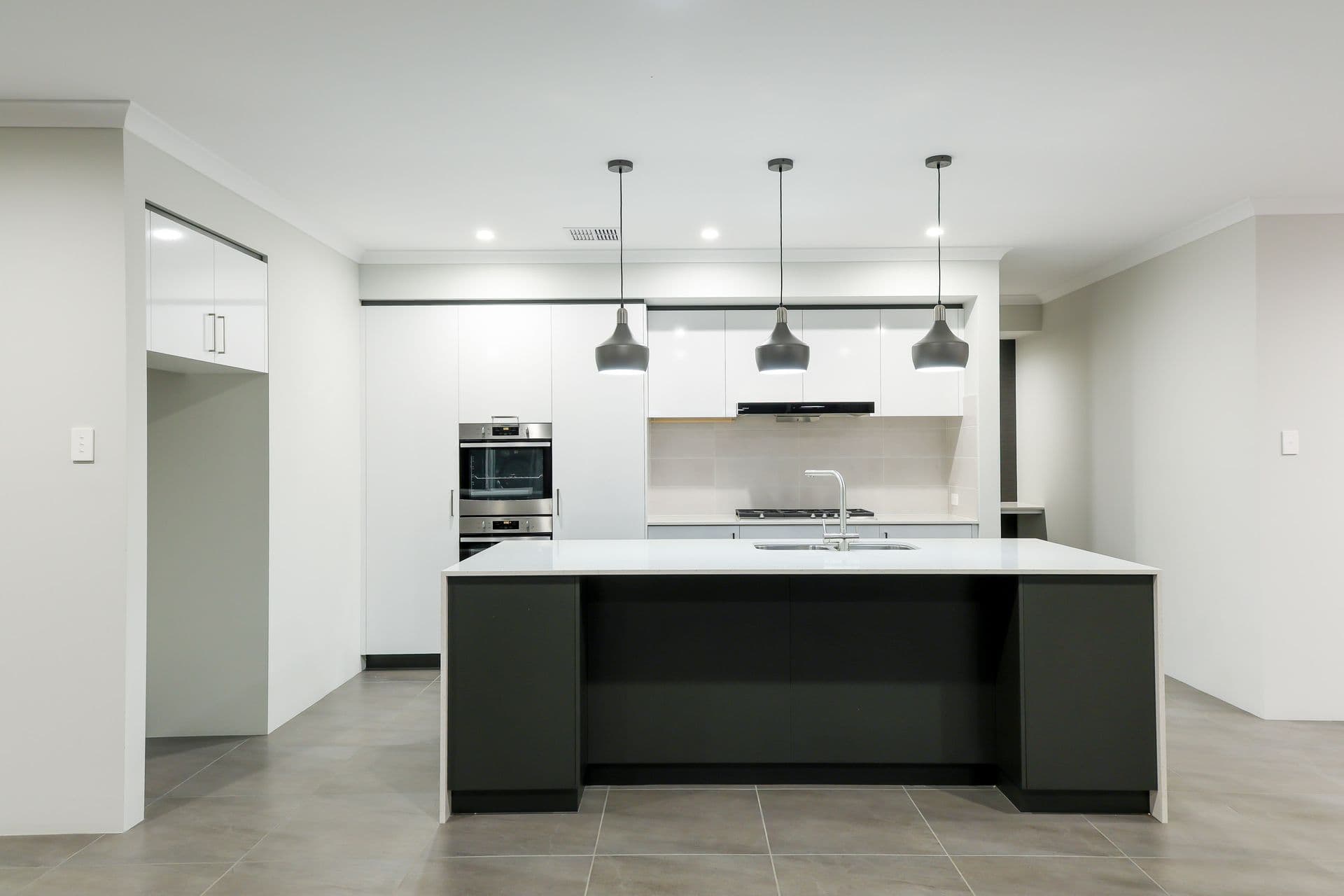 2/280 Lord Street, Perth, WA, 6000, Southern River - Thumbnail 3