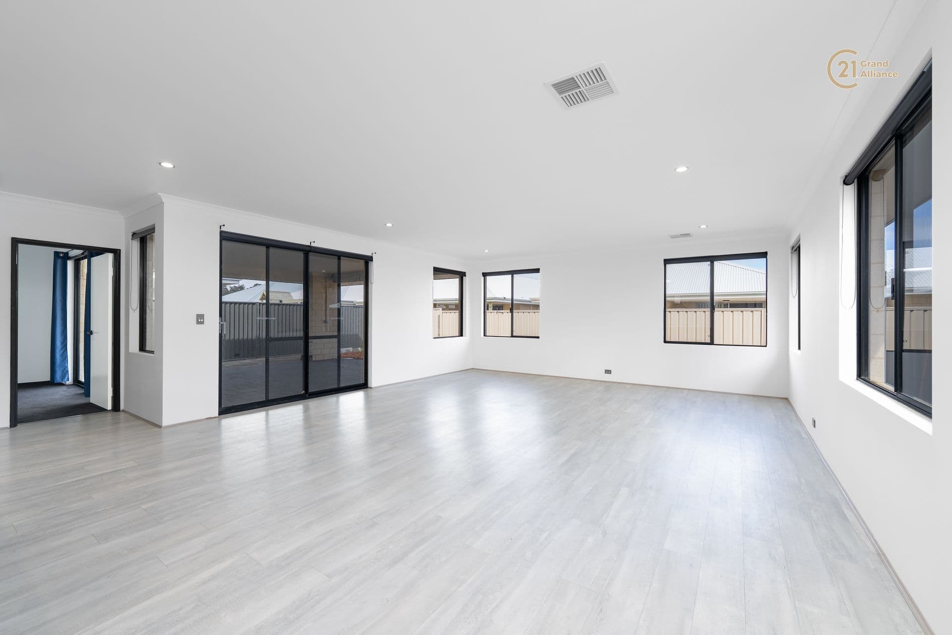 2/280 Lord Street, Perth, WA, 6000, Baldivis - Image 1