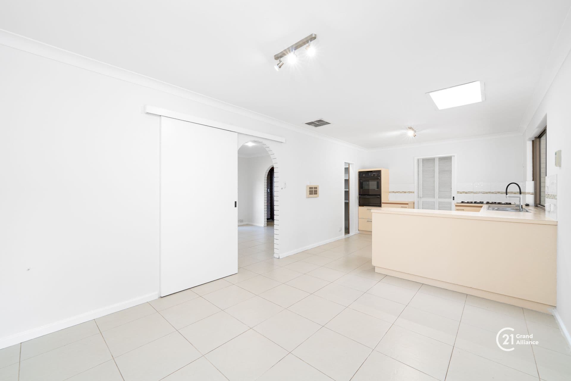 2/280 Lord Street, Perth, WA, 6000, Parkwood - Thumbnail 7