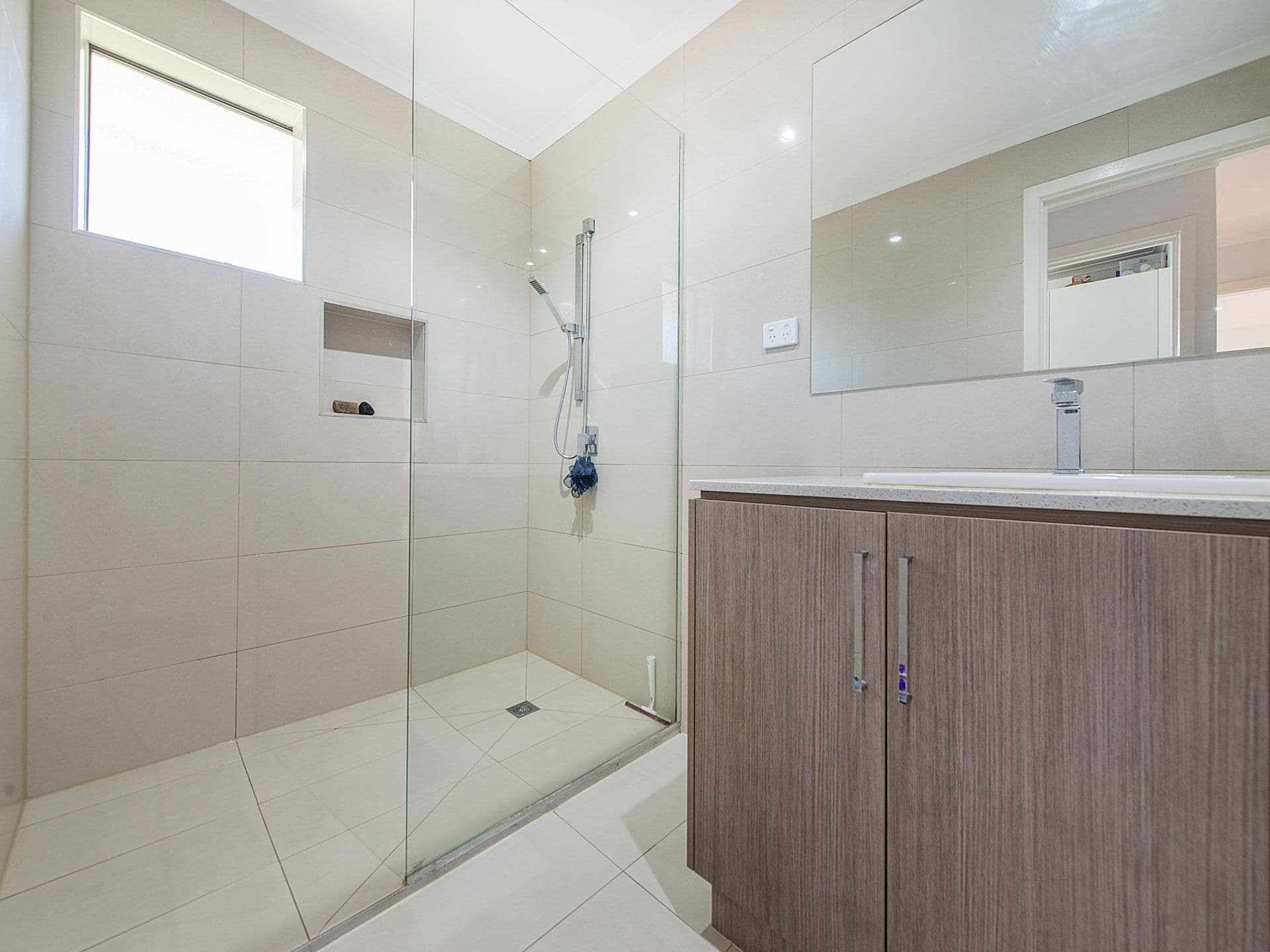 8 Langhorne Street, Dandenong, VIC, 3175, Noble Park - Thumbnail 8