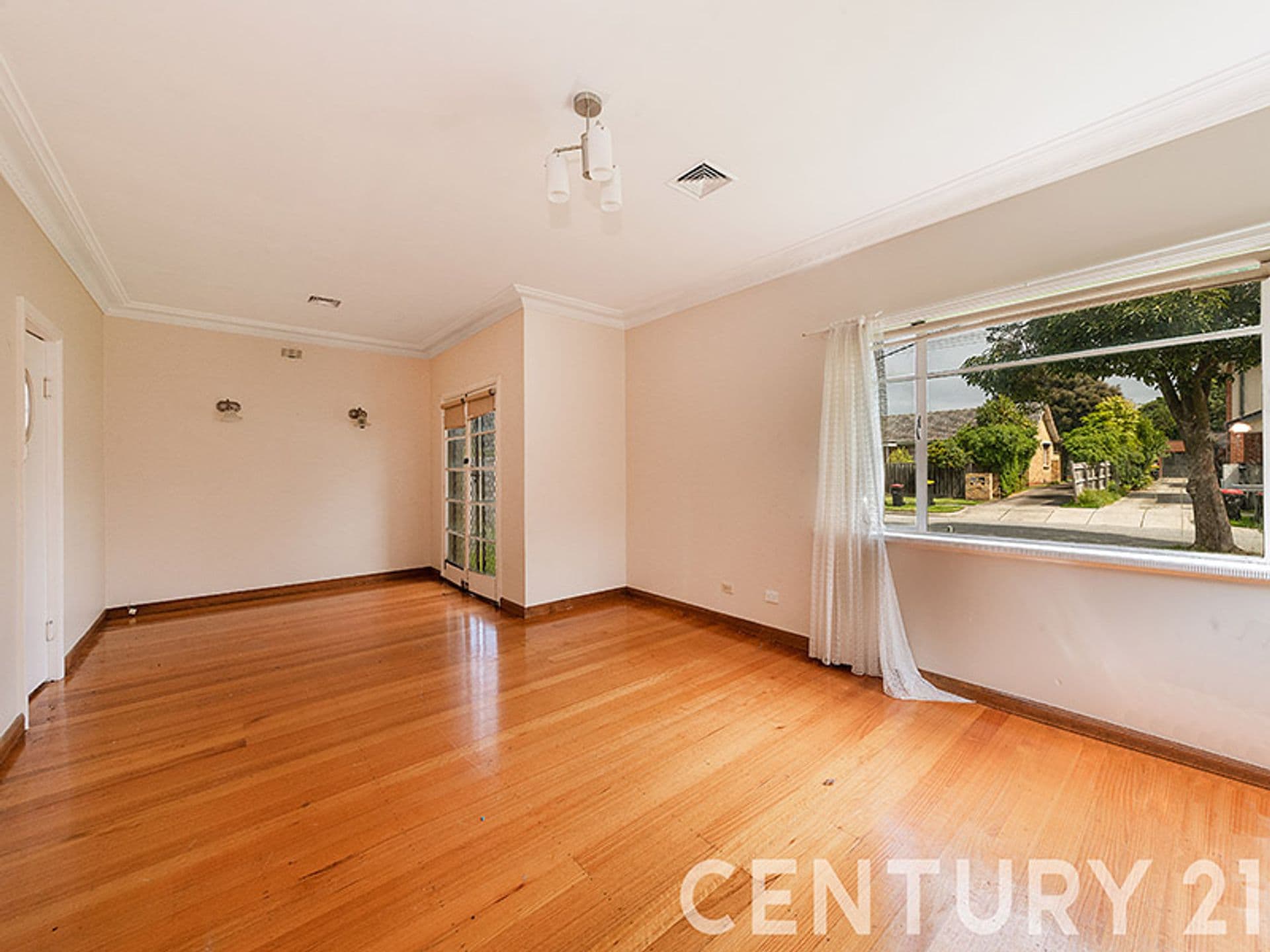 8 Langhorne Street, Dandenong, VIC, 3175, Noble Park - Thumbnail 7