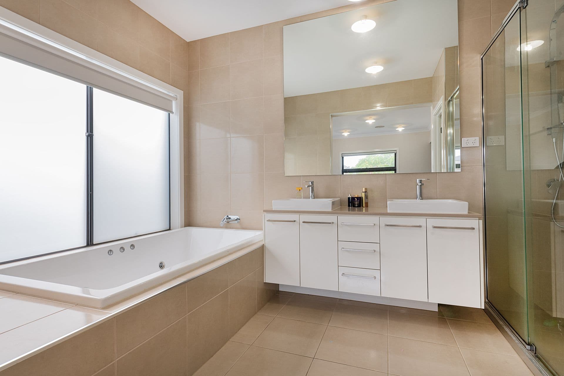 8 Langhorne Street, Dandenong, VIC, 3175, Clyde North - Thumbnail 8