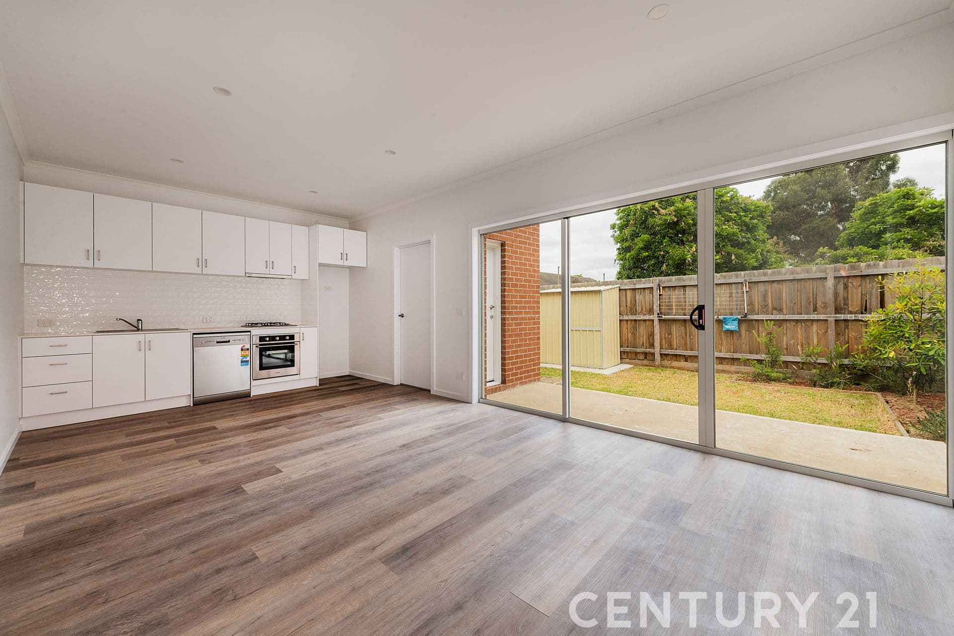 8 Langhorne Street, Dandenong, VIC, 3175, Dandenong - Thumbnail 2