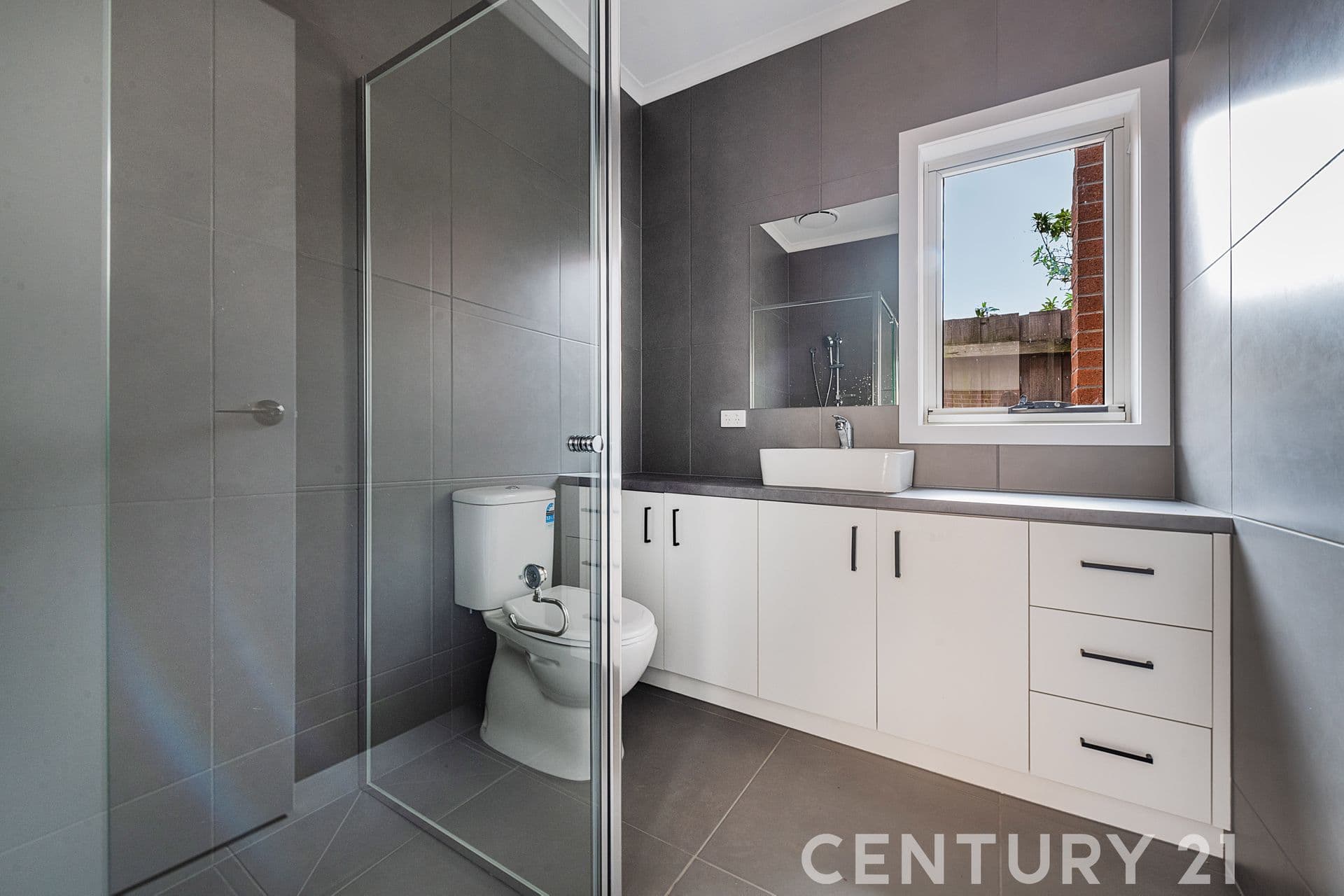 8 Langhorne Street, Dandenong, VIC, 3175, Dandenong - Thumbnail 5