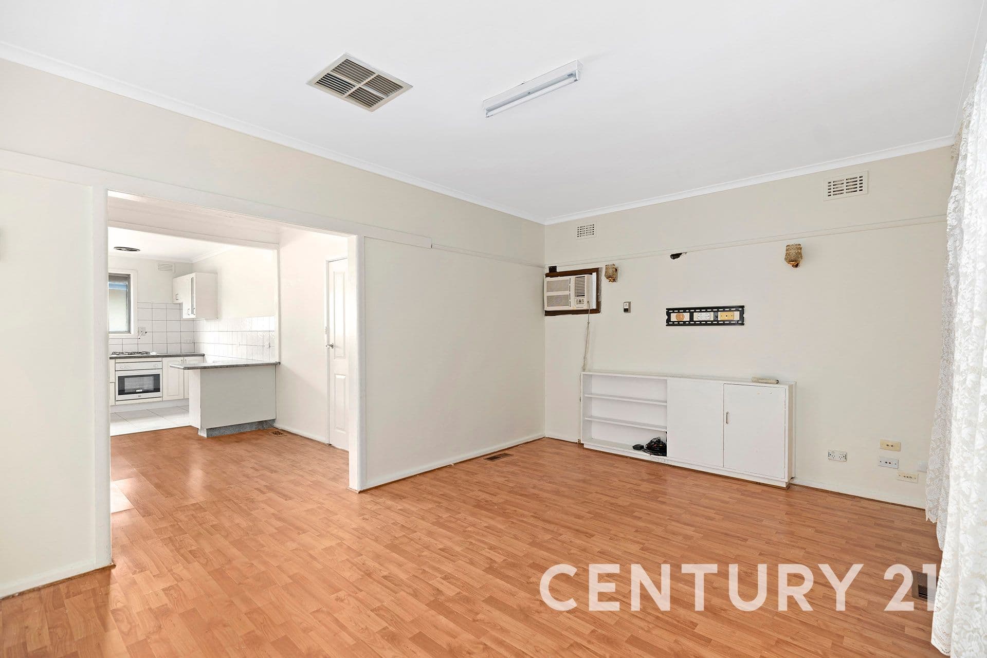8 Langhorne Street, Dandenong, VIC, 3175, Noble Park North - Thumbnail 6