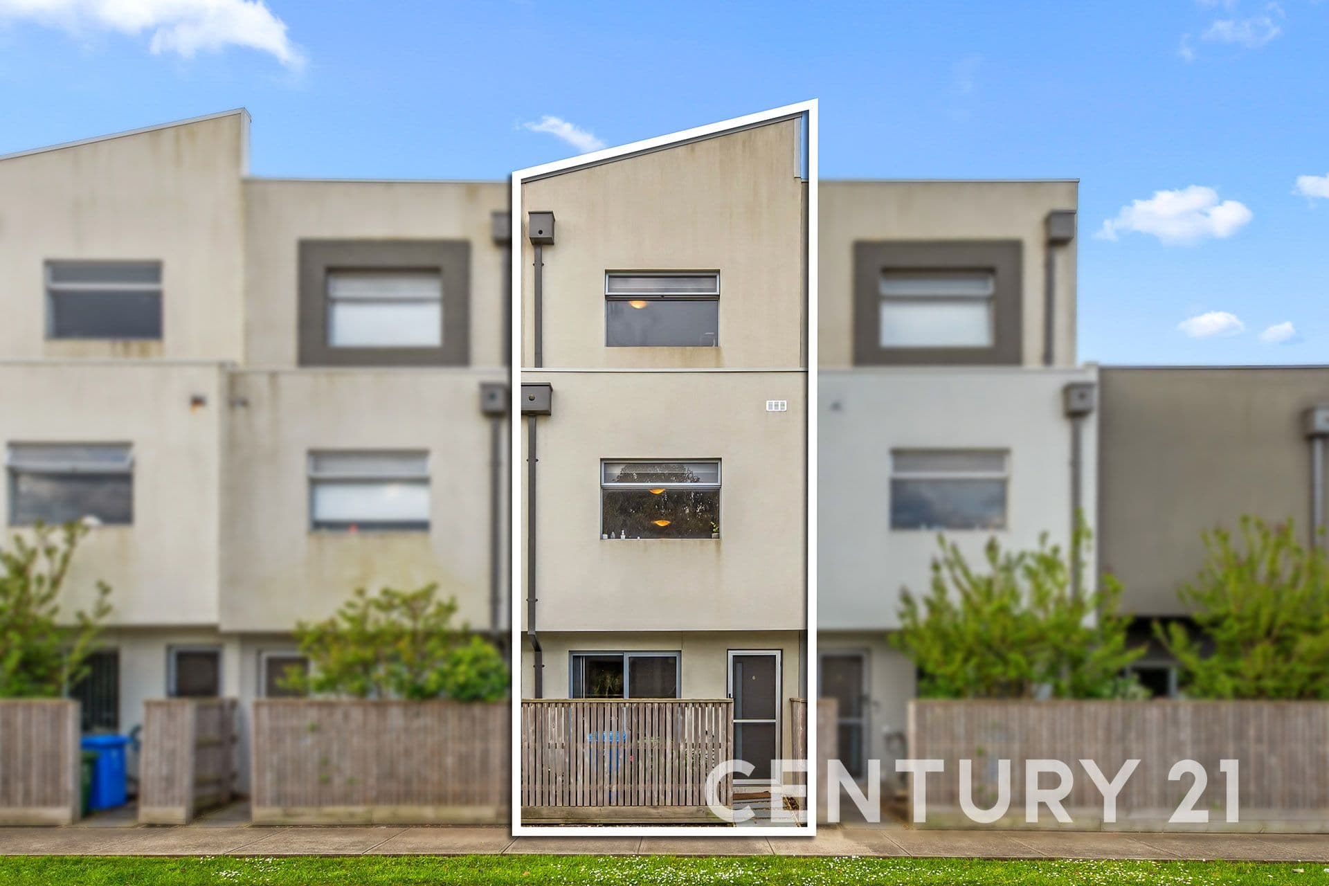 6 Downhelm Road, Cranbourne North, VIC, 3977, Cranbourne North - Image 1