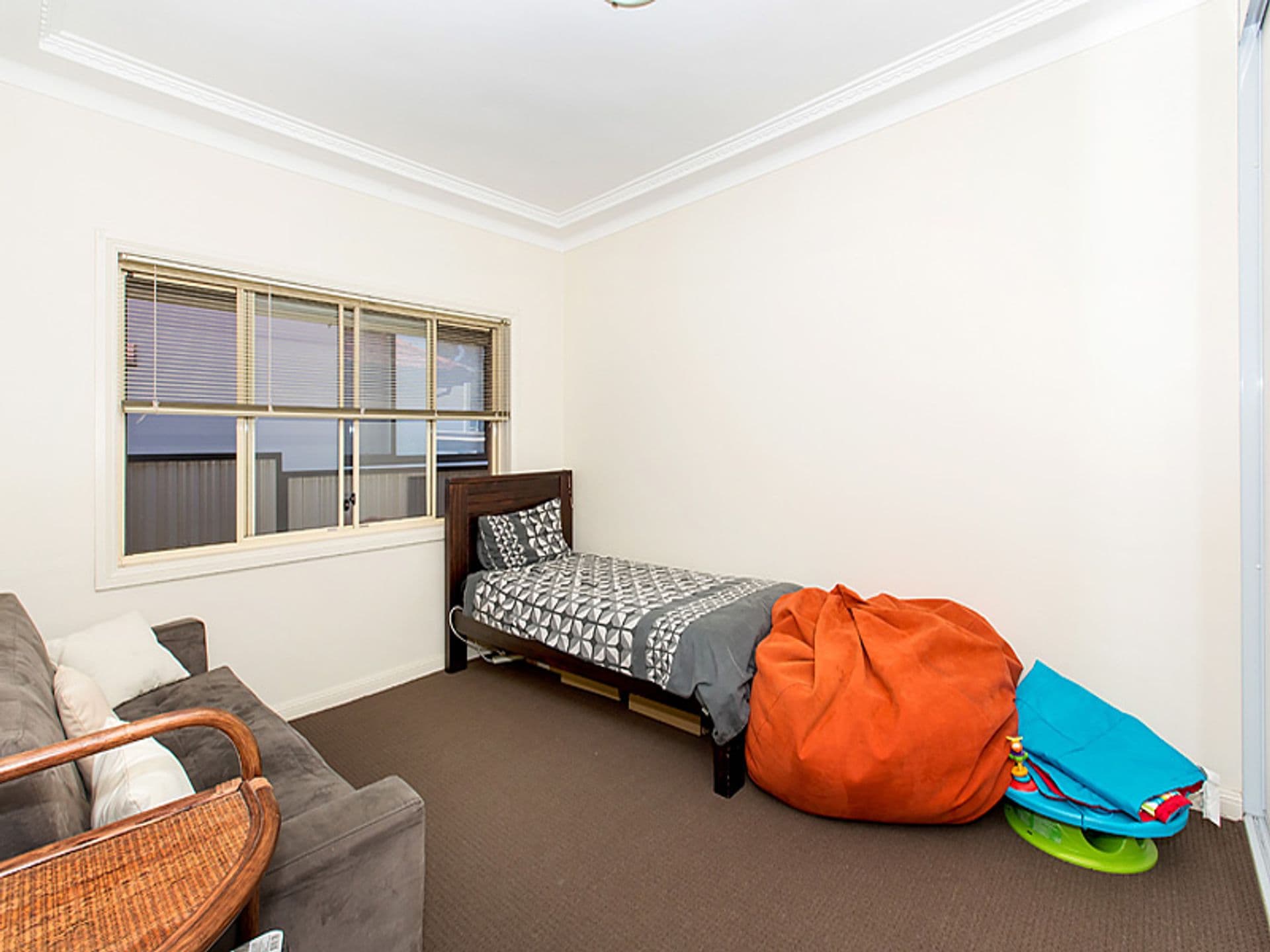 51 Birdwood Road, Georges Hall, NSW, 2198, Georges Hall - Thumbnail 8