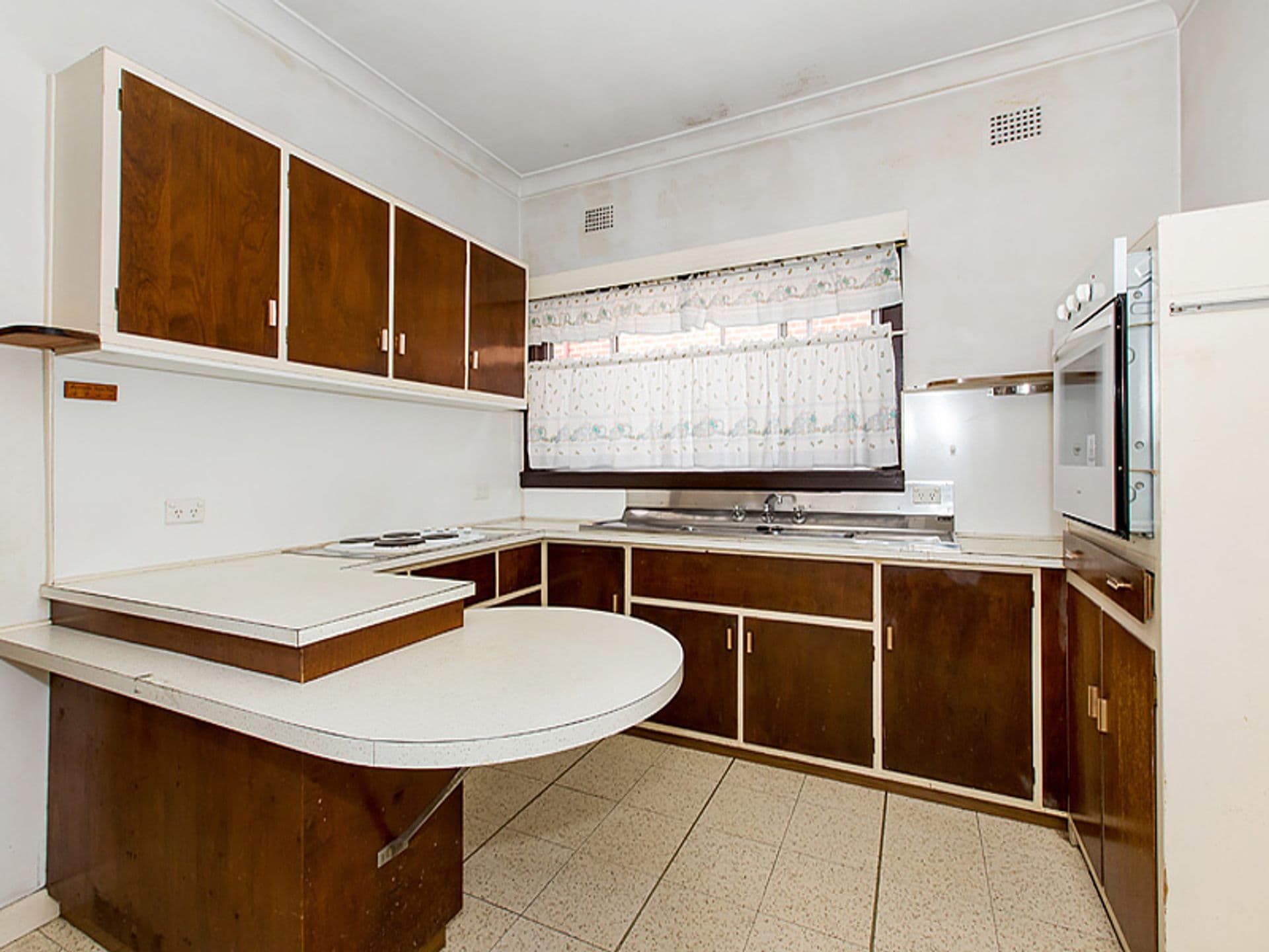 142 Rose Street, Yagoona, NSW, 2199, Yagoona - Thumbnail 2