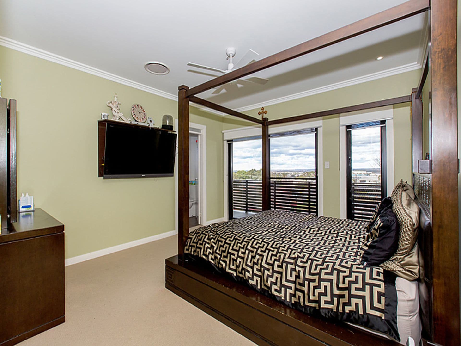 49 Birdwood Road, Georges Hall, NSW, 2198, Georges Hall - Thumbnail 8