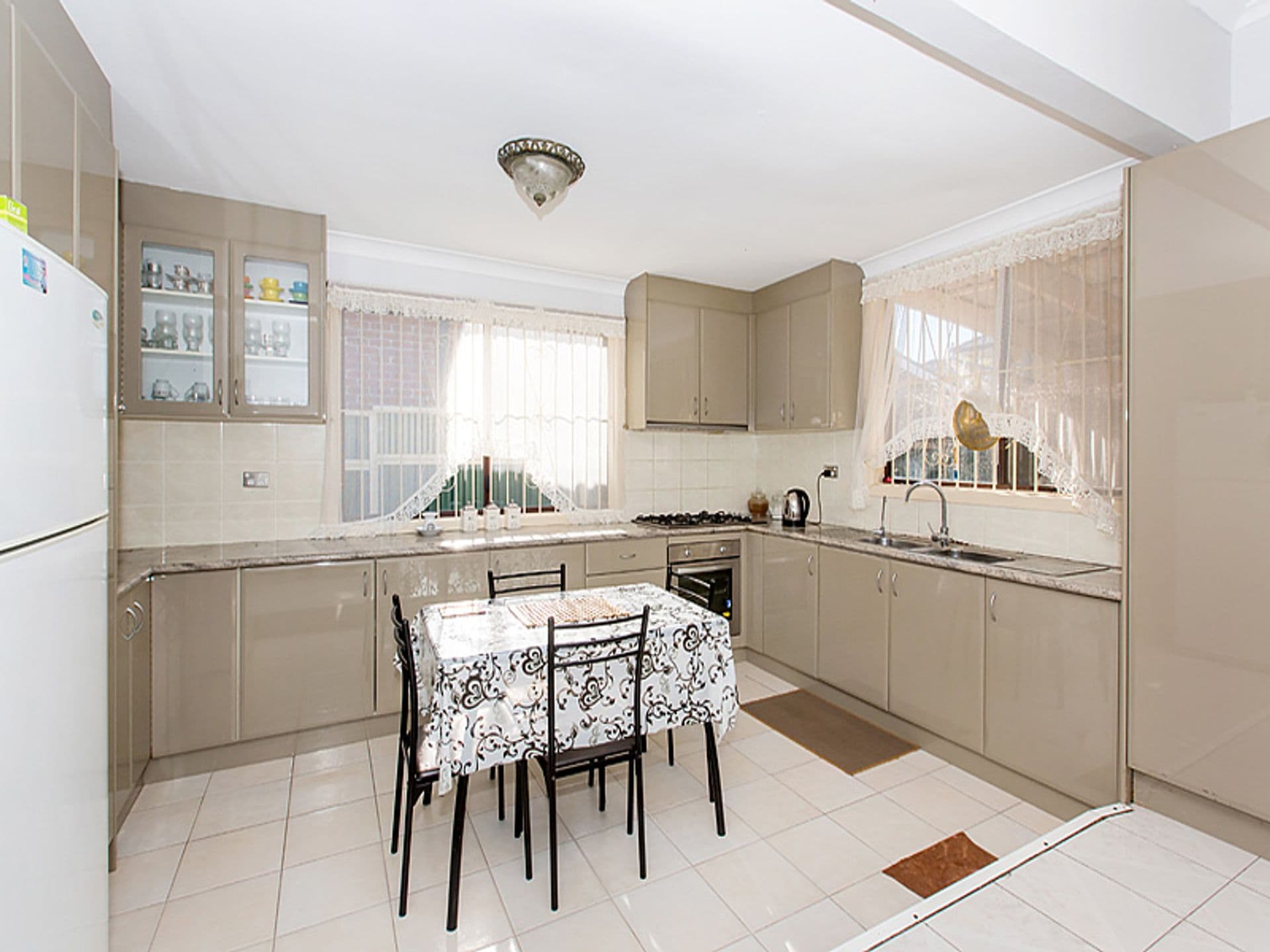 81 Noble Avenue, Greenacre, NSW, 2190, Greenacre - Thumbnail 5