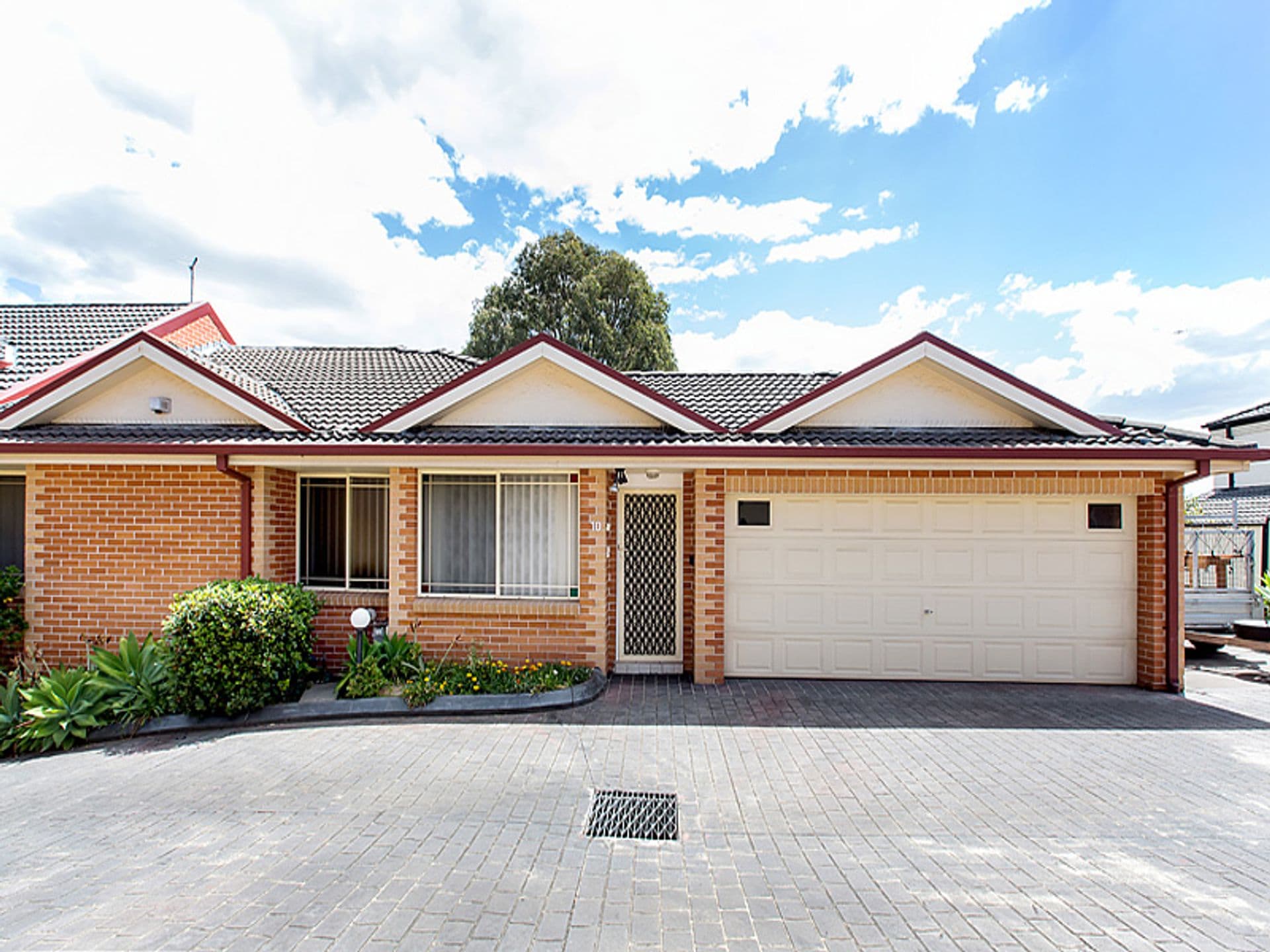 10/125 Rex Road, Georges Hall, NSW, 2198, Georges Hall - Image 1