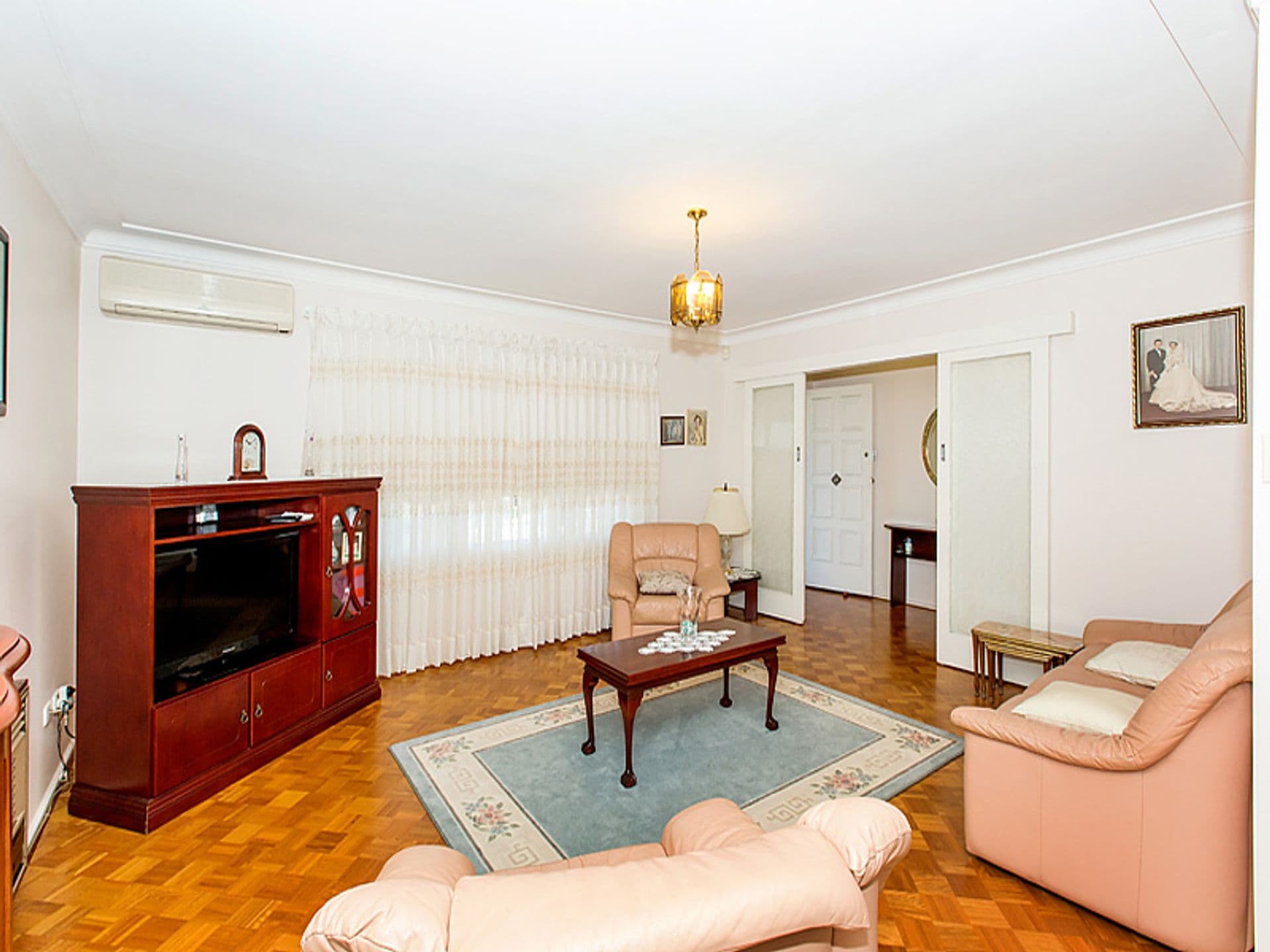 7 Barlow Place, Georges Hall, NSW, 2198, Georges Hall - Thumbnail 3