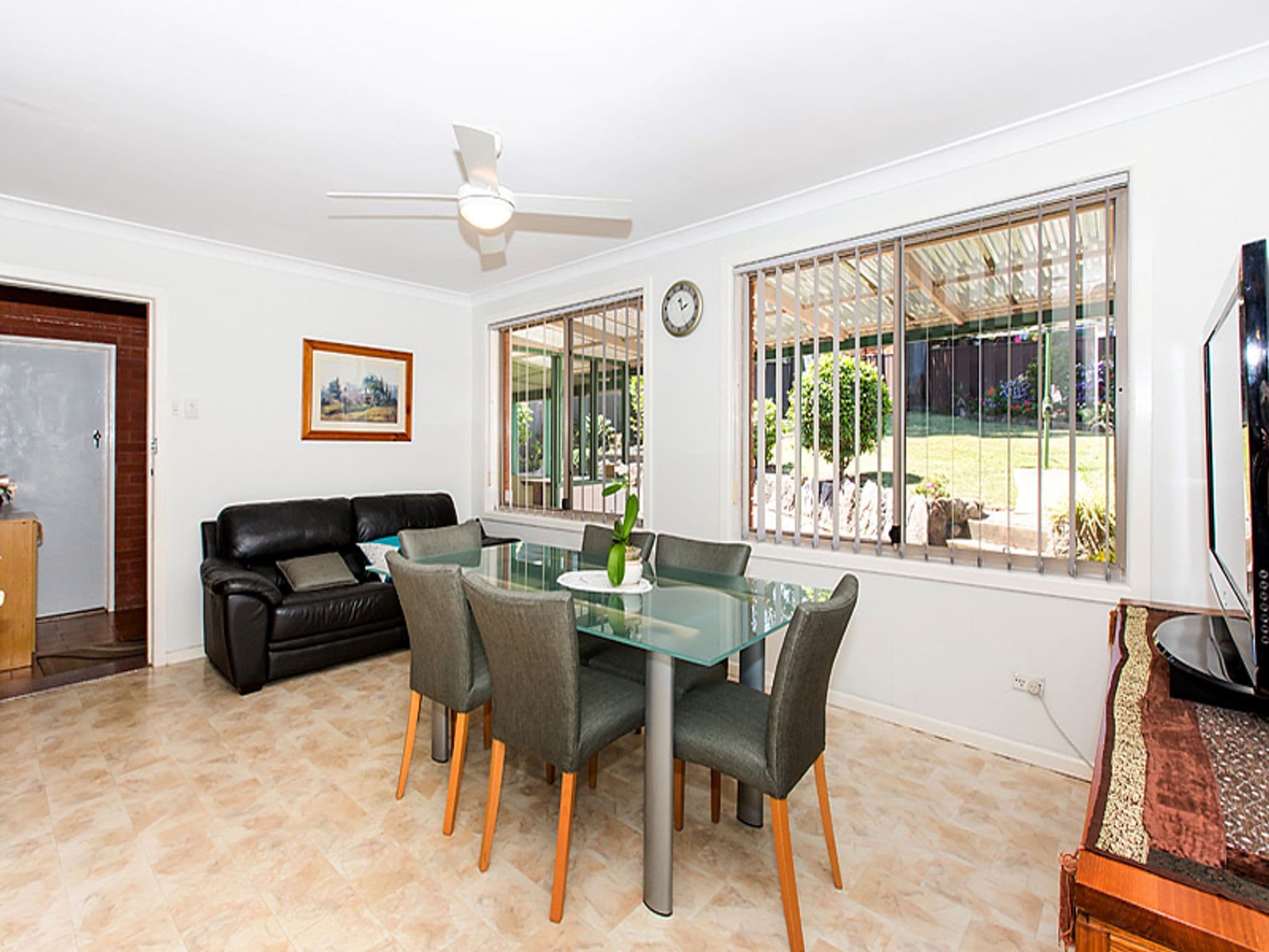 7 Barlow Place, Georges Hall, NSW, 2198, Georges Hall - Thumbnail 4