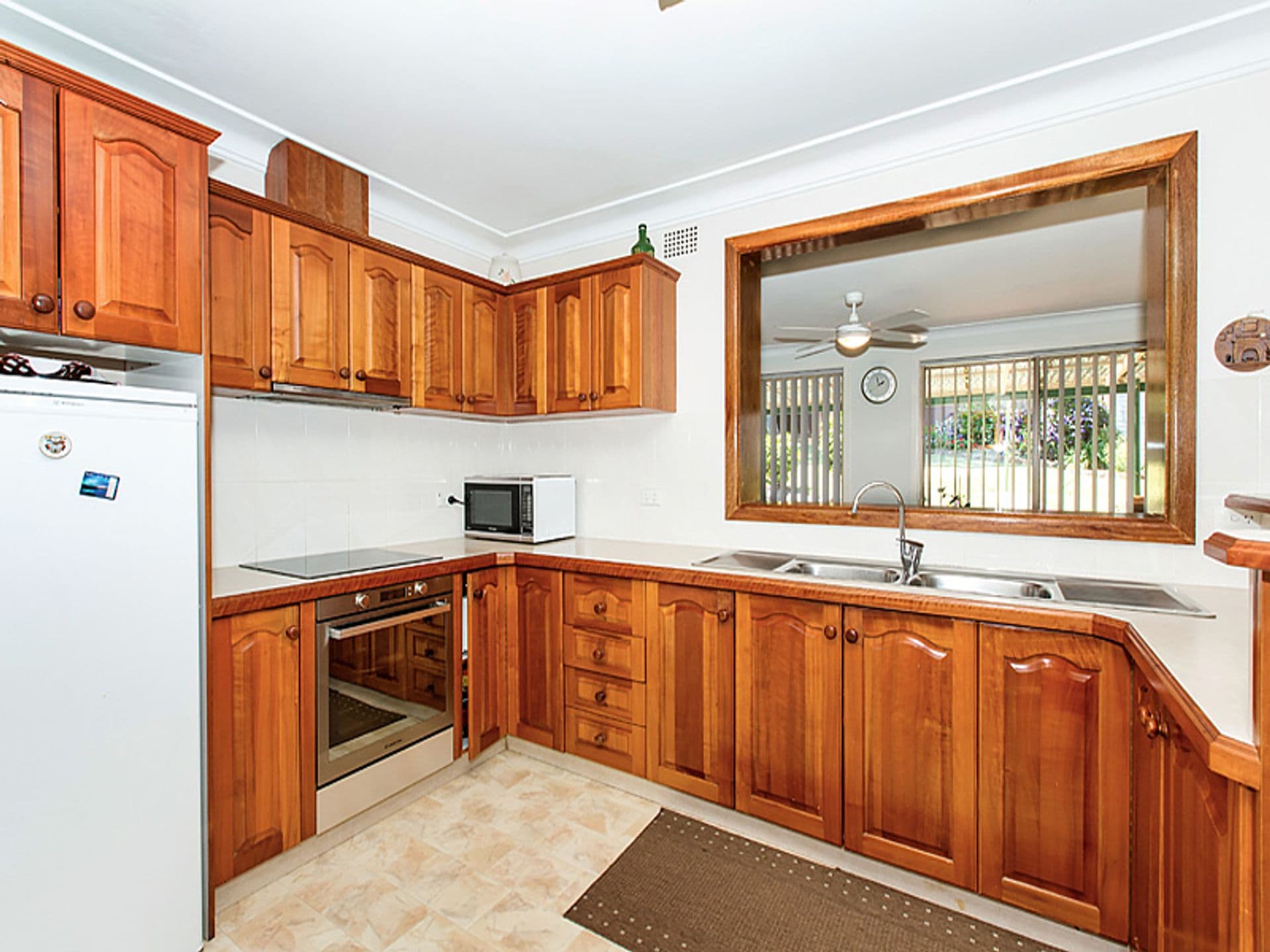 7 Barlow Place, Georges Hall, NSW, 2198, Georges Hall - Thumbnail 6