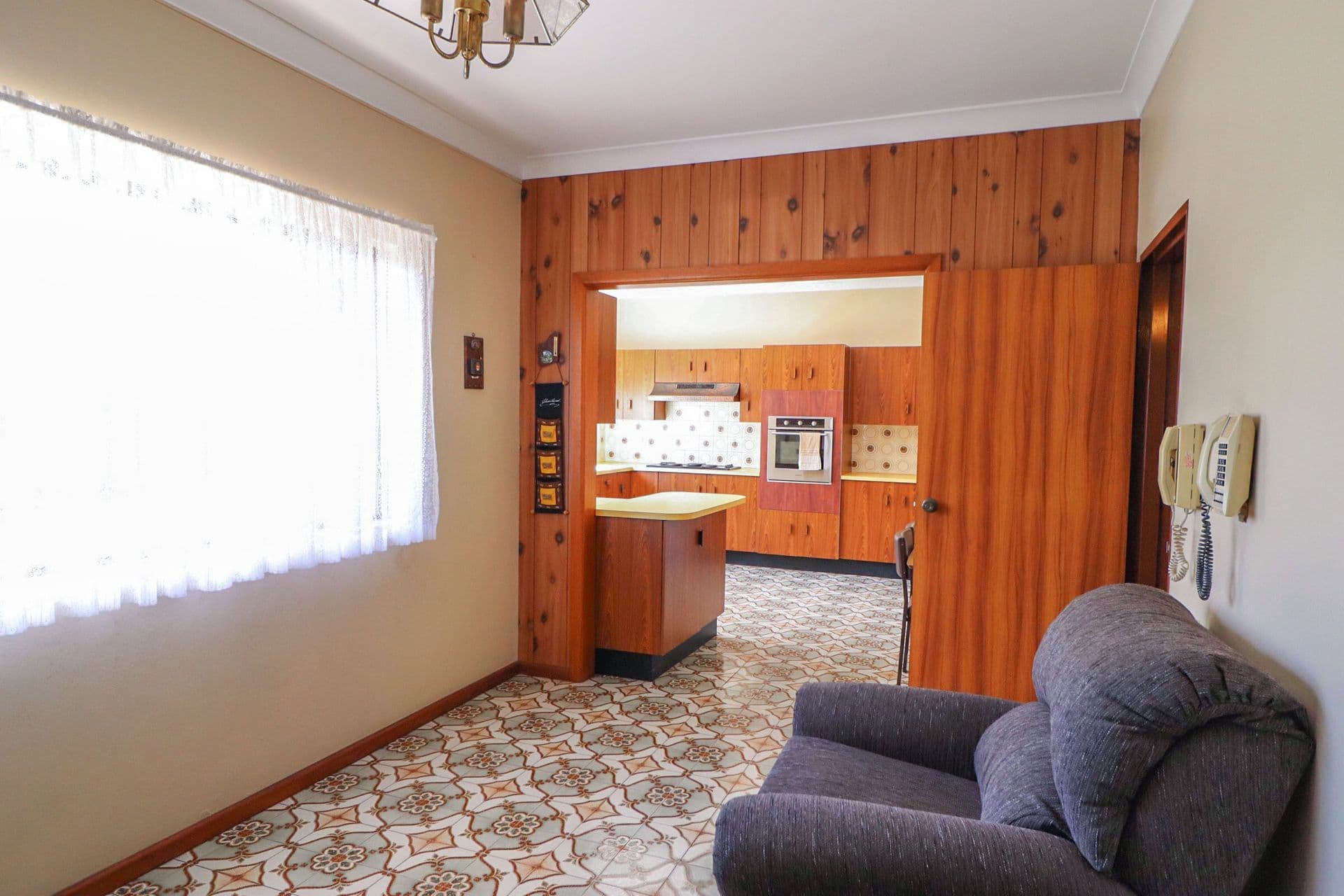 66 Carnavon Crescent, Georges Hall, NSW, 2198, Georges Hall - Thumbnail 5