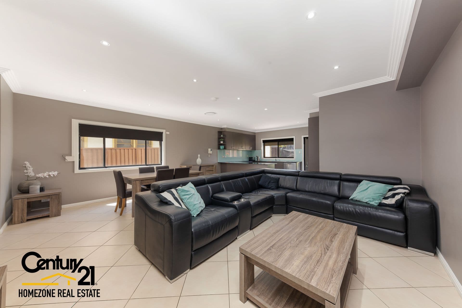 5 Rex Road, Georges Hall, NSW, 2198, Georges Hall - Thumbnail 2