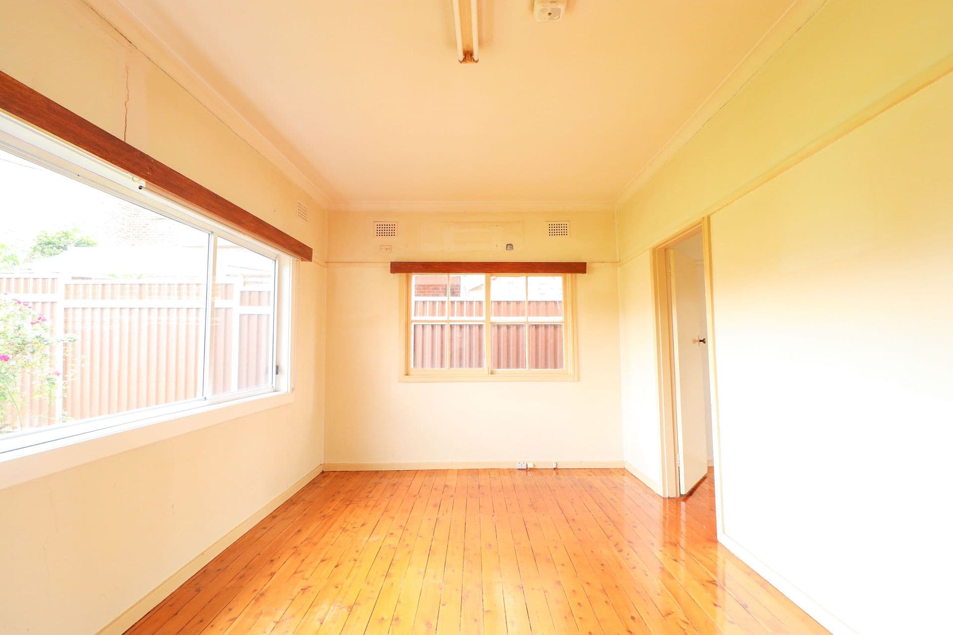 46 Hillcrest Avenue, Greenacre, NSW, 2190, Greenacre - Thumbnail 4