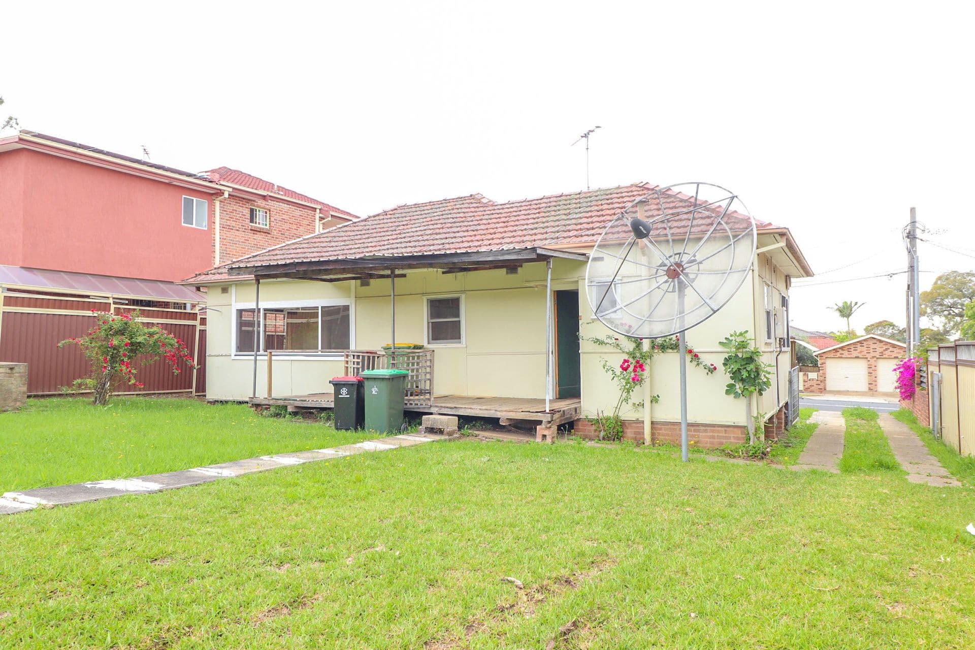 46 Hillcrest Avenue, Greenacre, NSW, 2190, Greenacre - Thumbnail 8