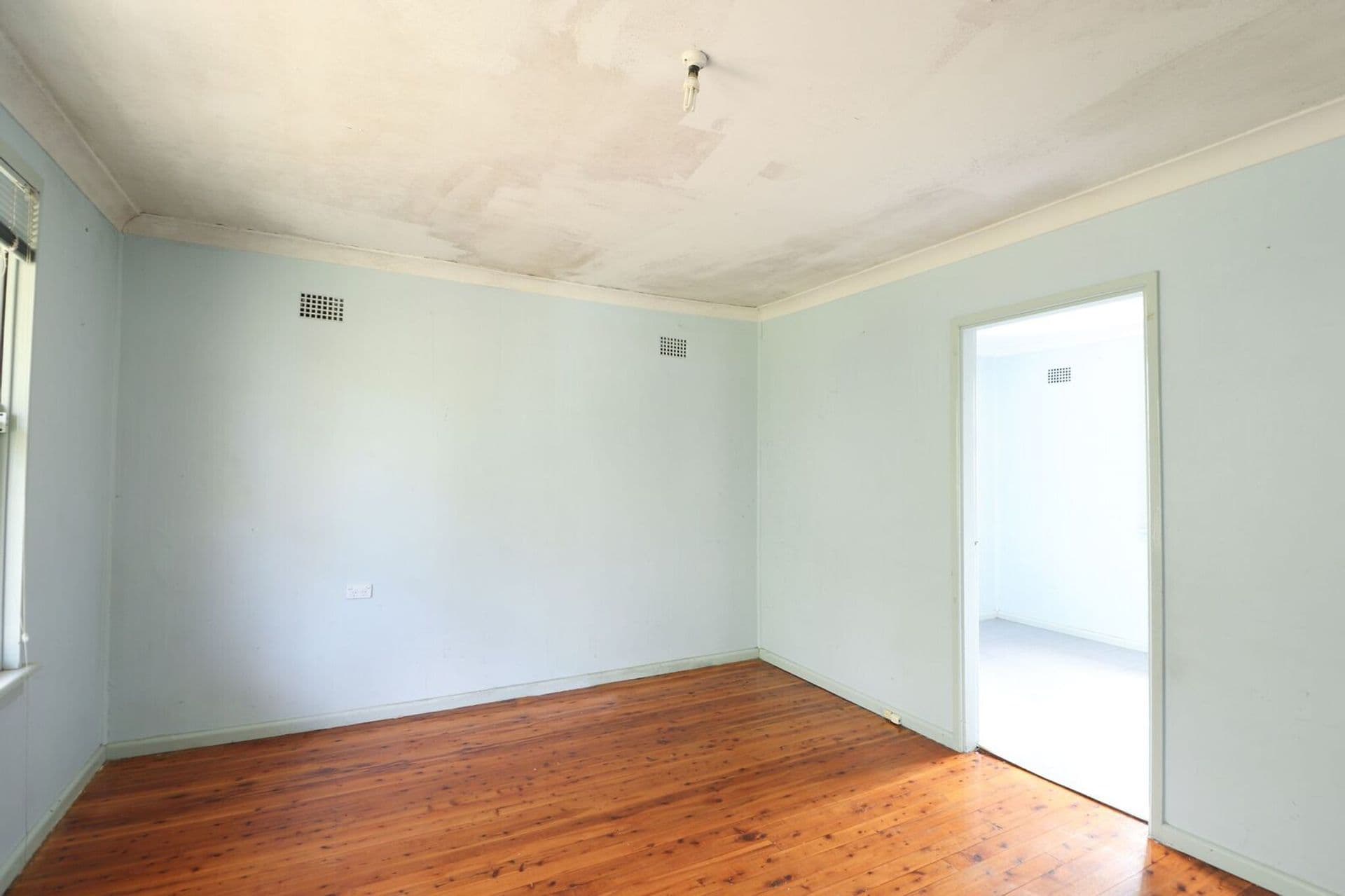 Address Withheld, Bass Hill, NSW, 2197, Bass Hill - Thumbnail 2