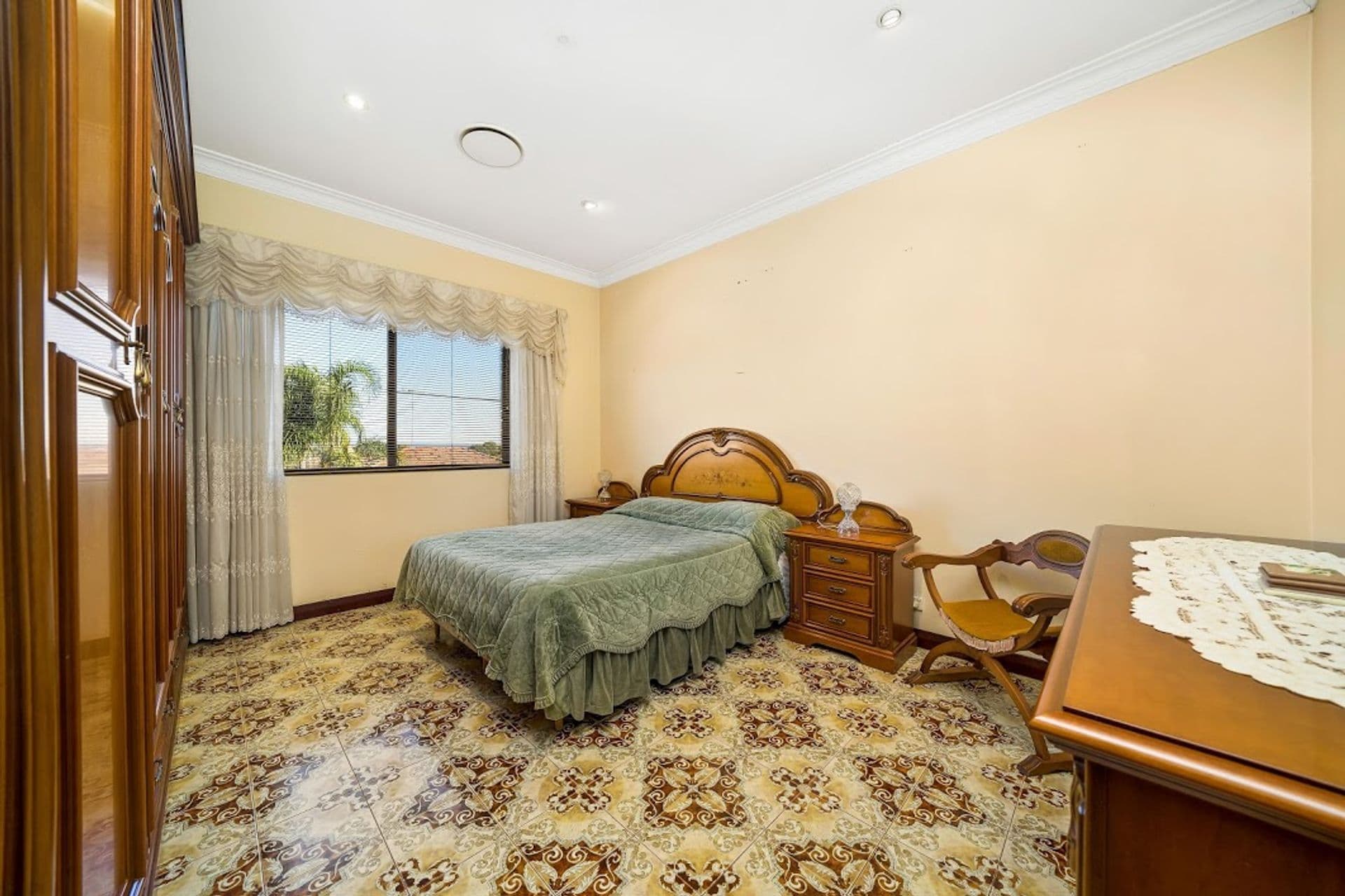 143  Bellevue Avenue, Georges Hall, NSW, 2198, Georges Hall - Thumbnail 6
