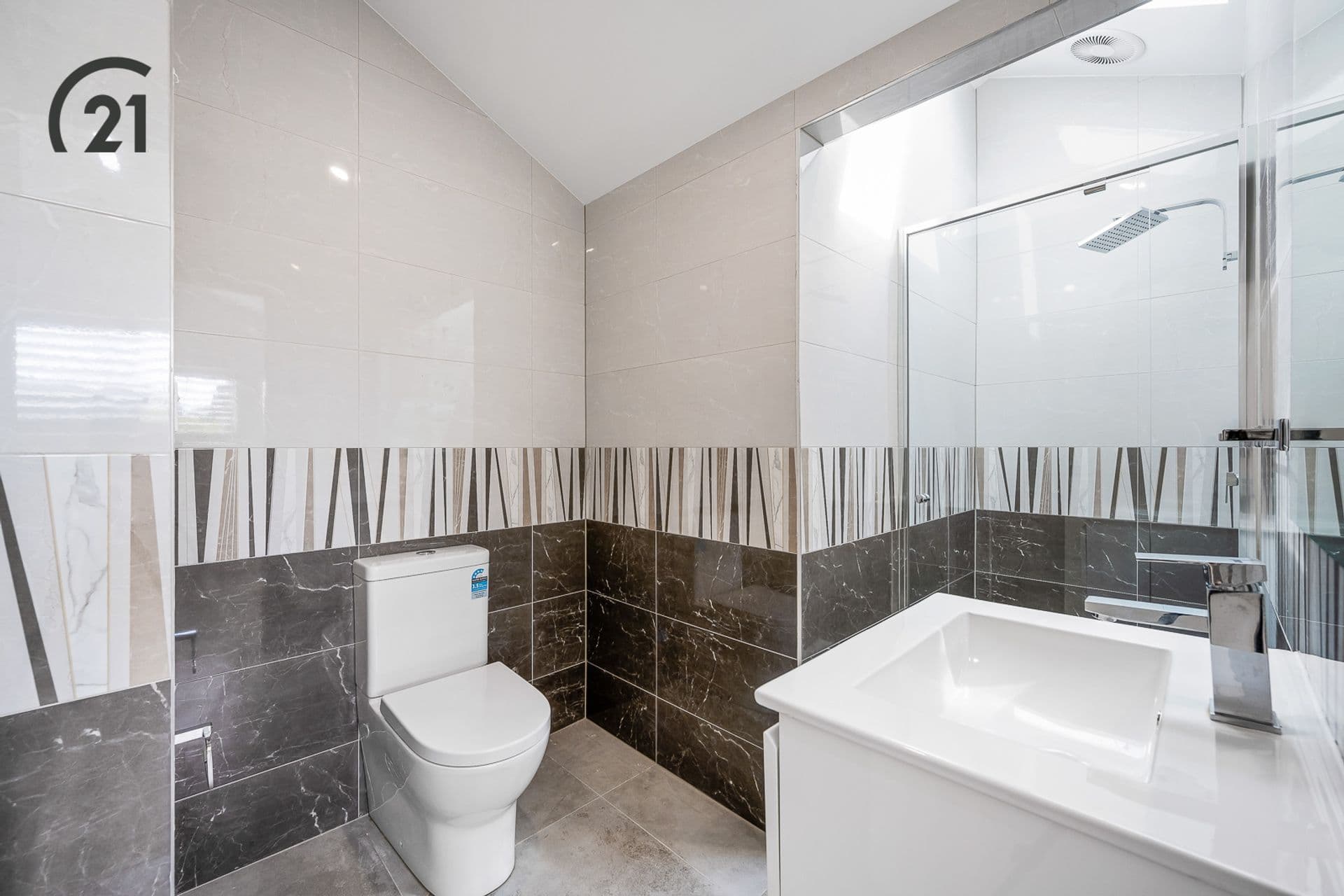 11/120-122 Karne Street North, Roselands, NSW, 2196, Roselands - Thumbnail 8