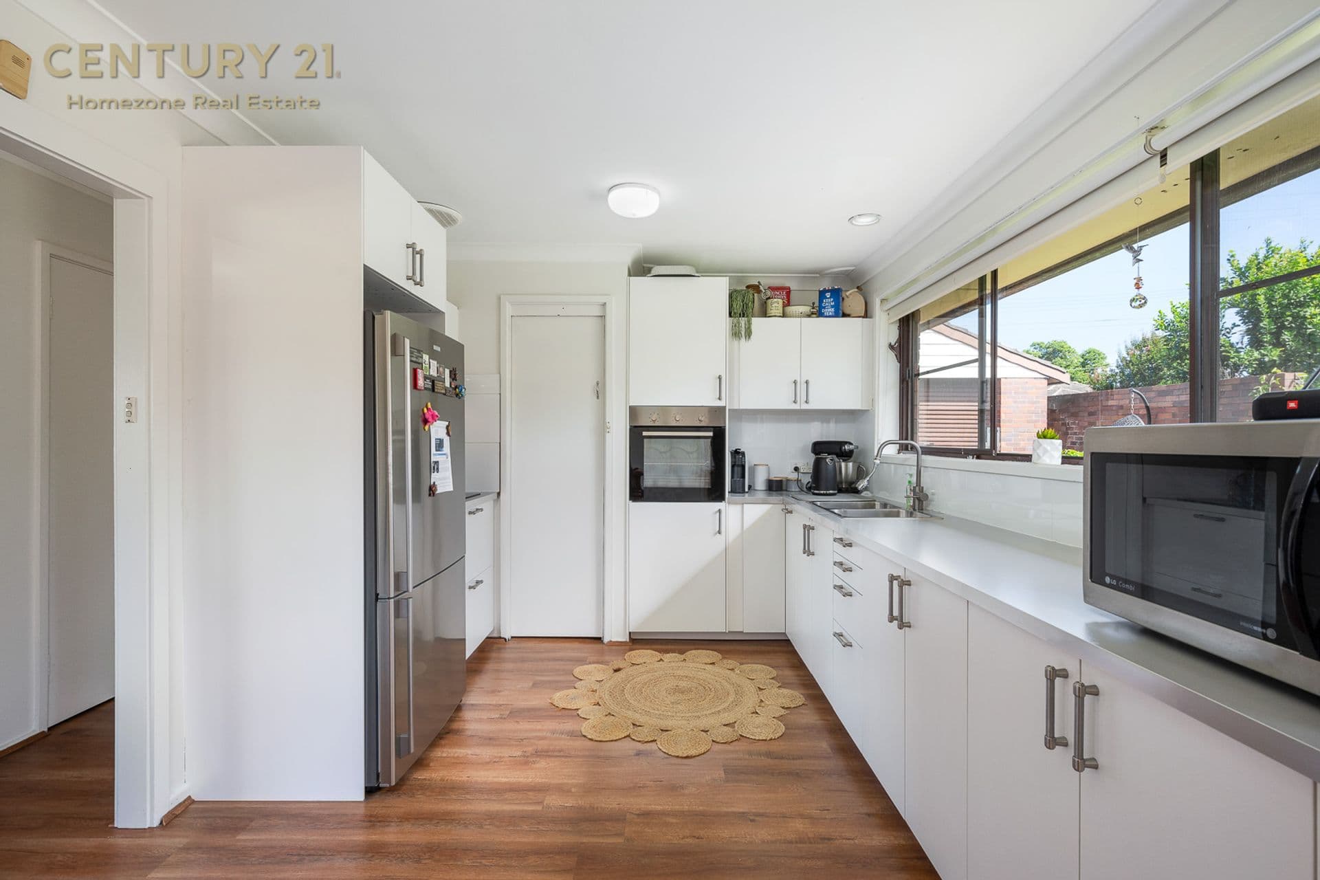 19 Jacaranda Drive, Georges Hall, NSW, 2198, Georges Hall - Thumbnail 3