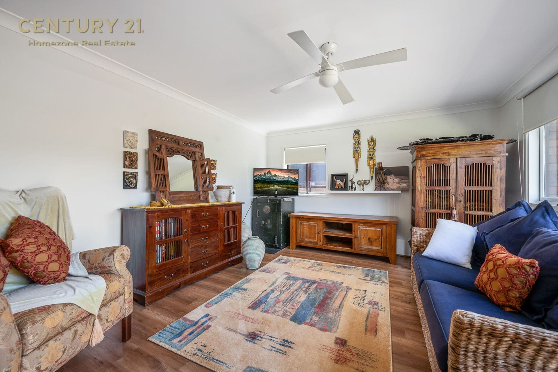 19 Jacaranda Drive, Georges Hall, NSW, 2198, Georges Hall - Thumbnail 4