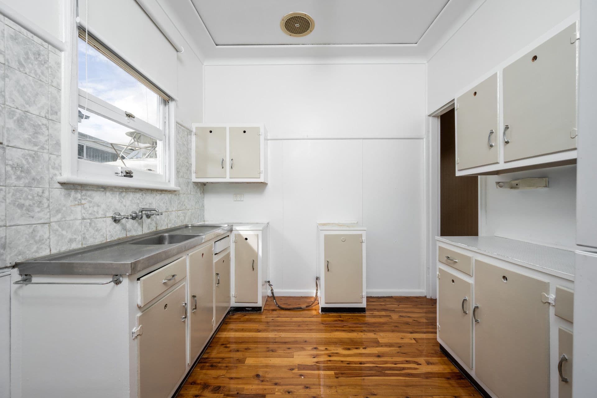 69 Clarke Street, Bass Hill, NSW, 2197, Bass Hill - Thumbnail 6