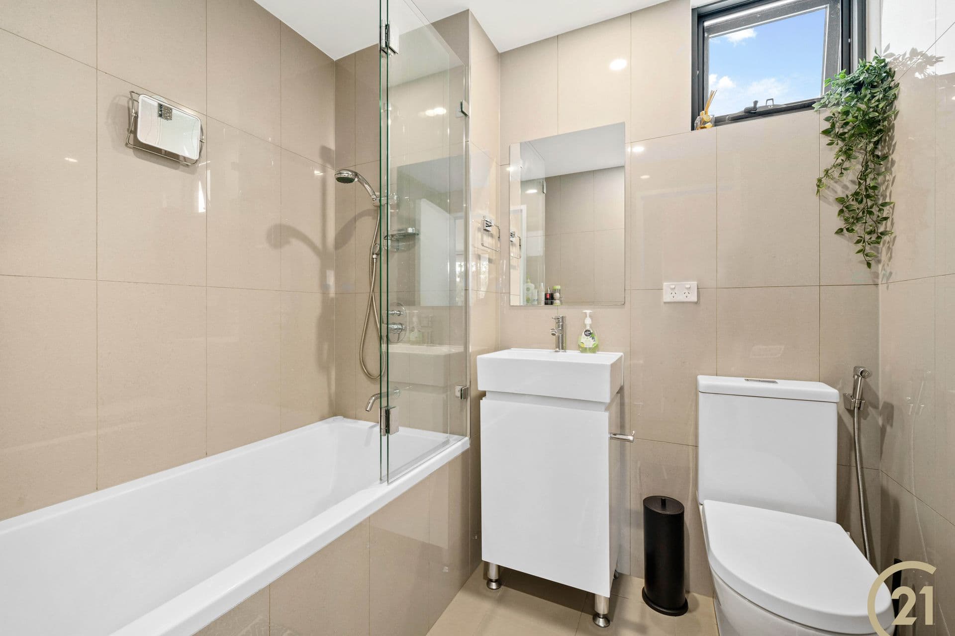101A - 17 Hanna Street, Potts Hill, NSW, 2143, Potts Hill - Thumbnail 3