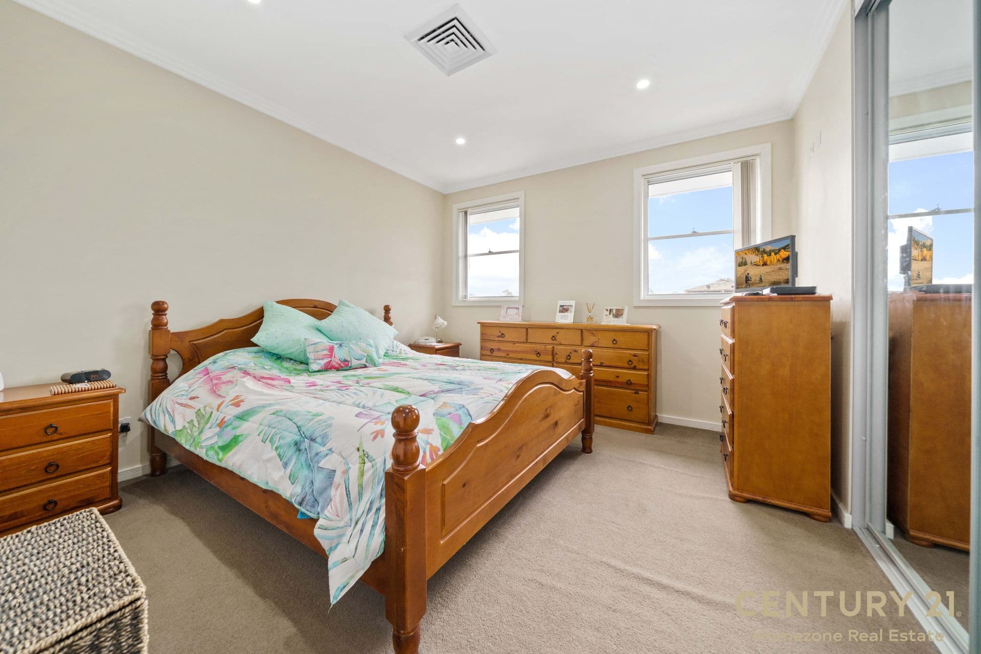20/19 Torrance Crescent, Chester Hill - Thumbnail 8